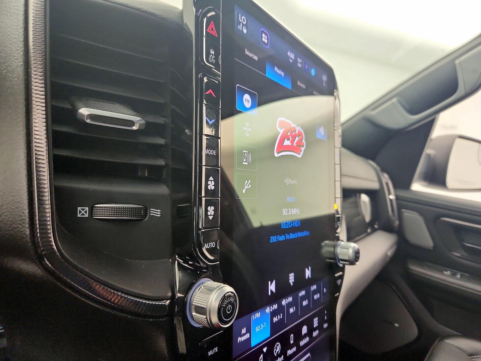 2025 RAM Ram 1500 Pickup Rebel - Photo 17