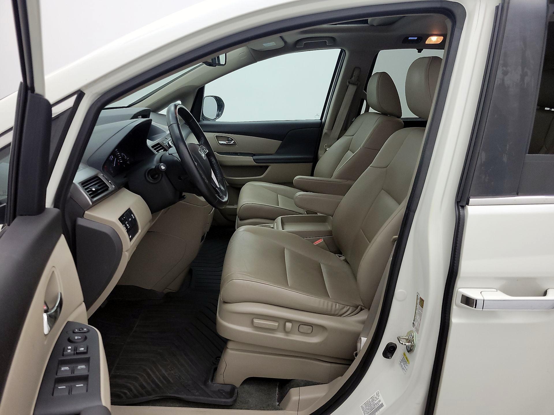 Thumbnail: 2016 Honda Odyssey - 11