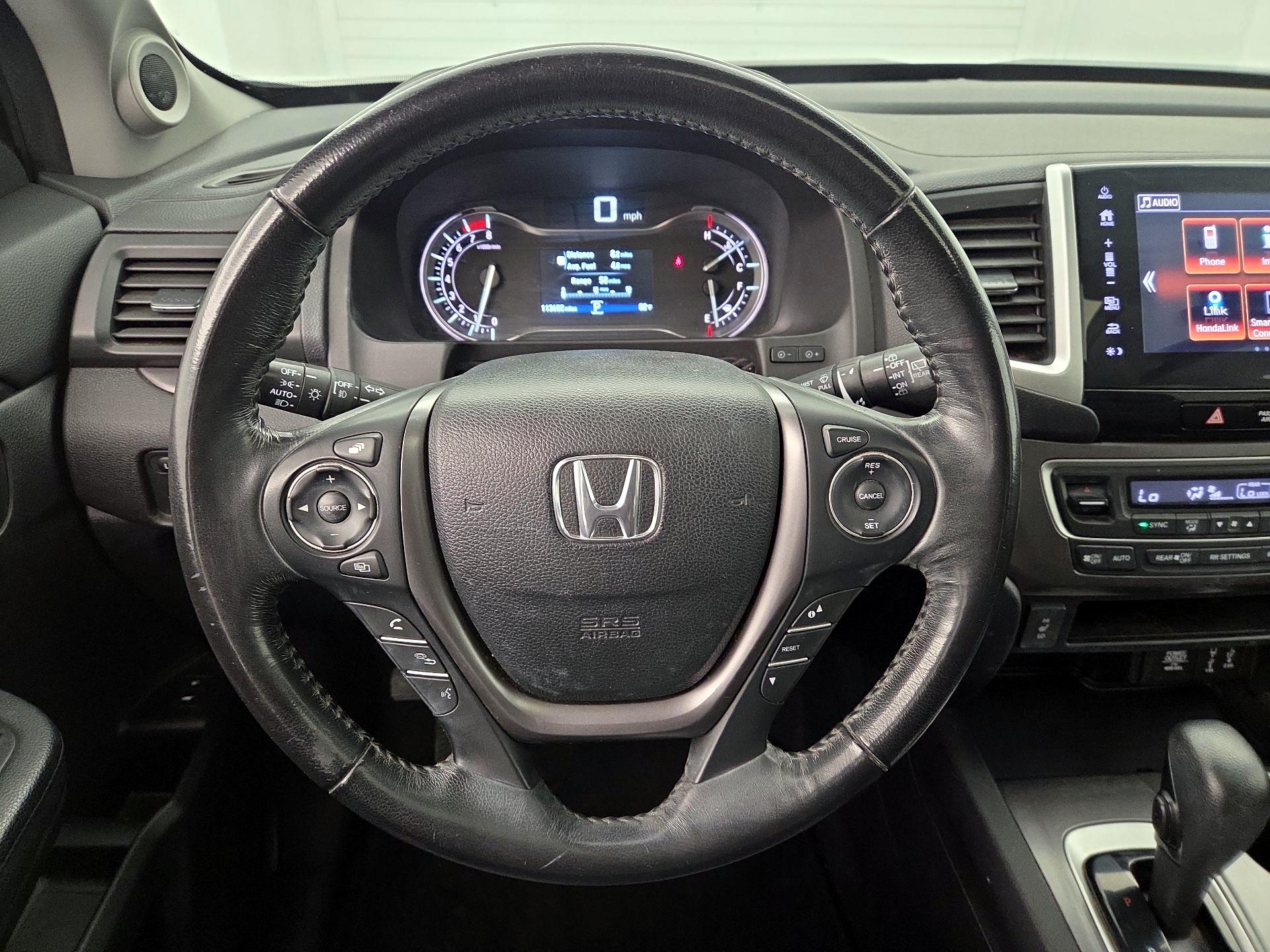 Thumbnail: 2018 Honda Pilot - 10