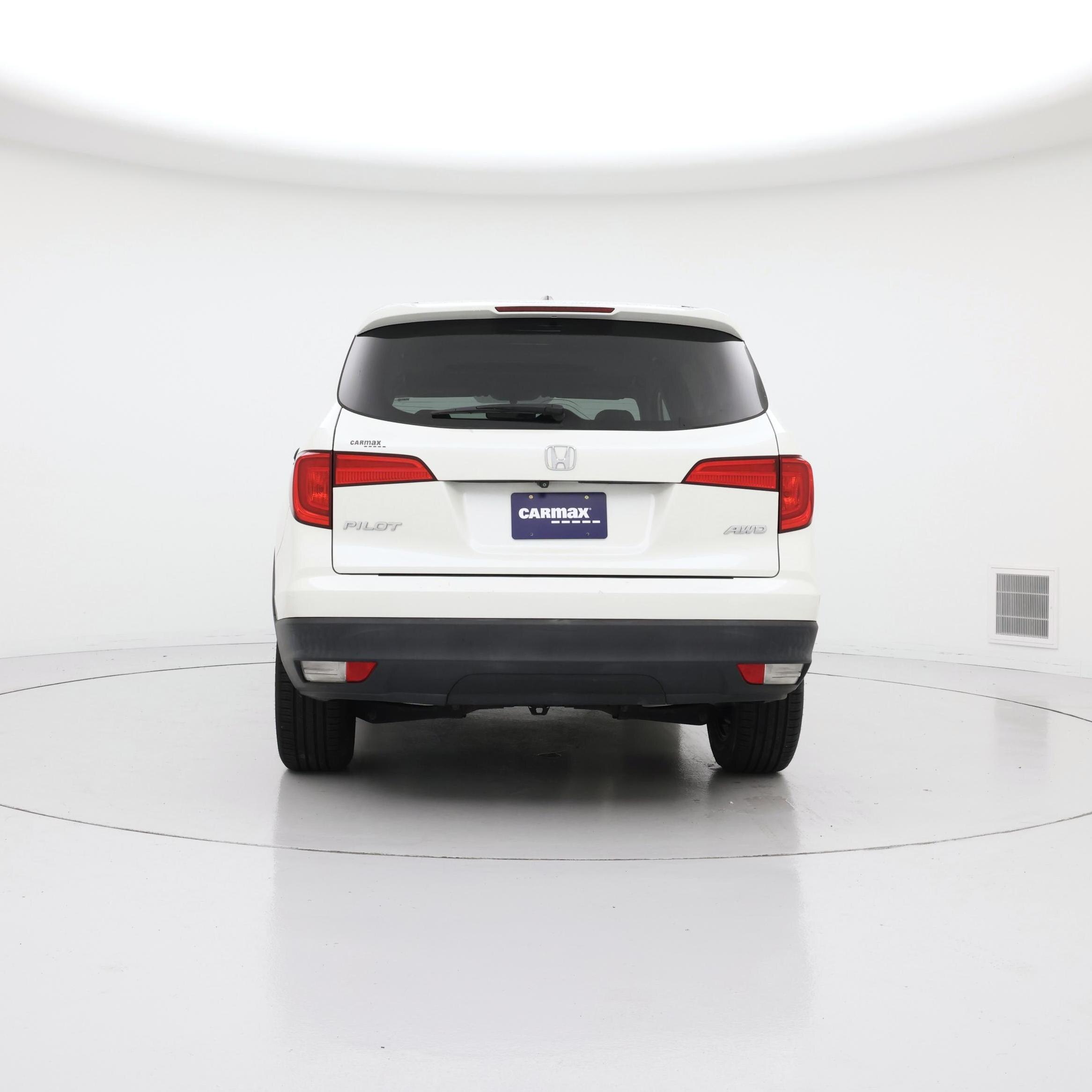 Thumbnail: 2018 Honda Pilot - 6