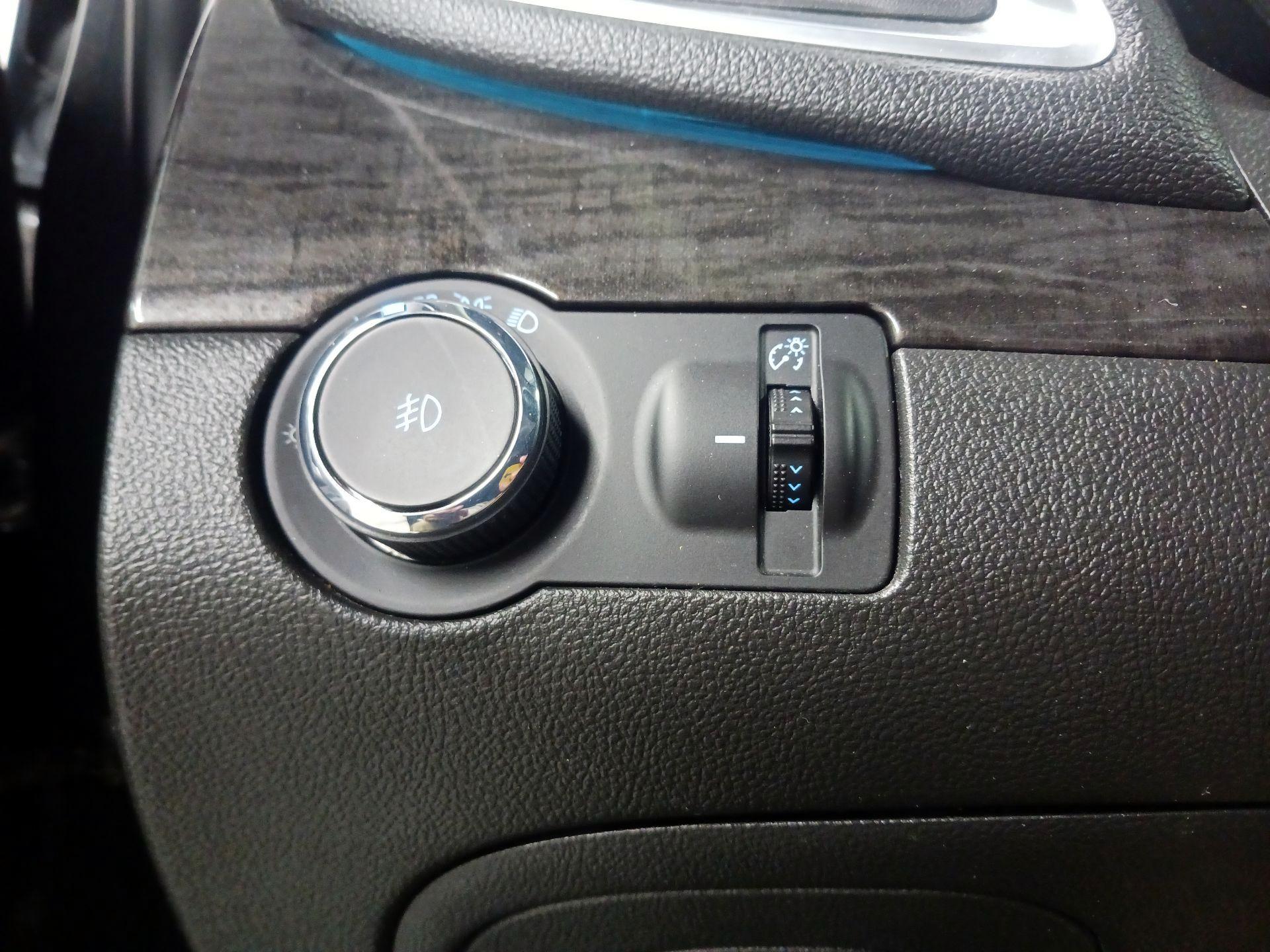Thumbnail: 2016 Buick Encore - 13