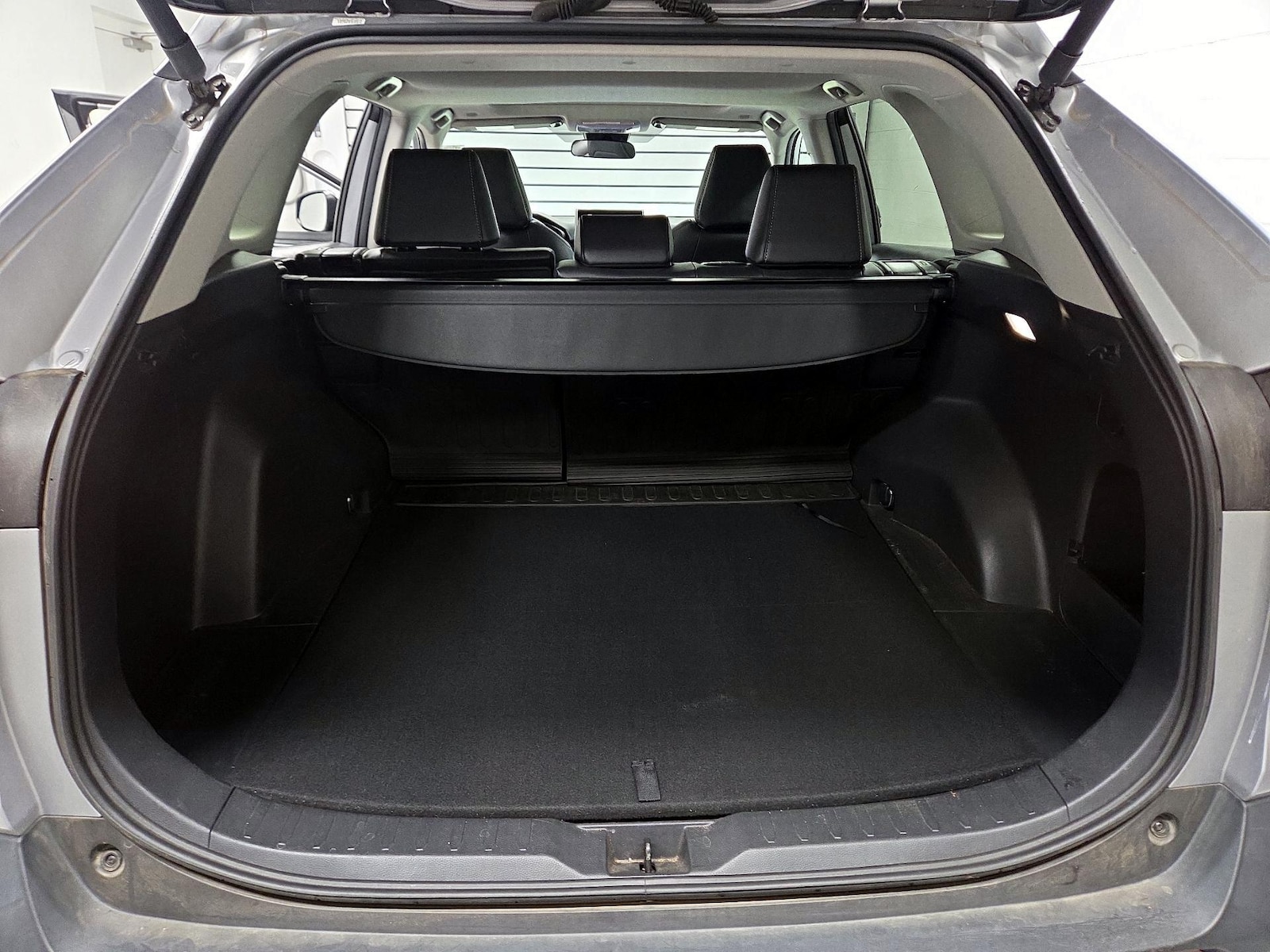 2024 Toyota RAV4 XLE Premium - Photo 22