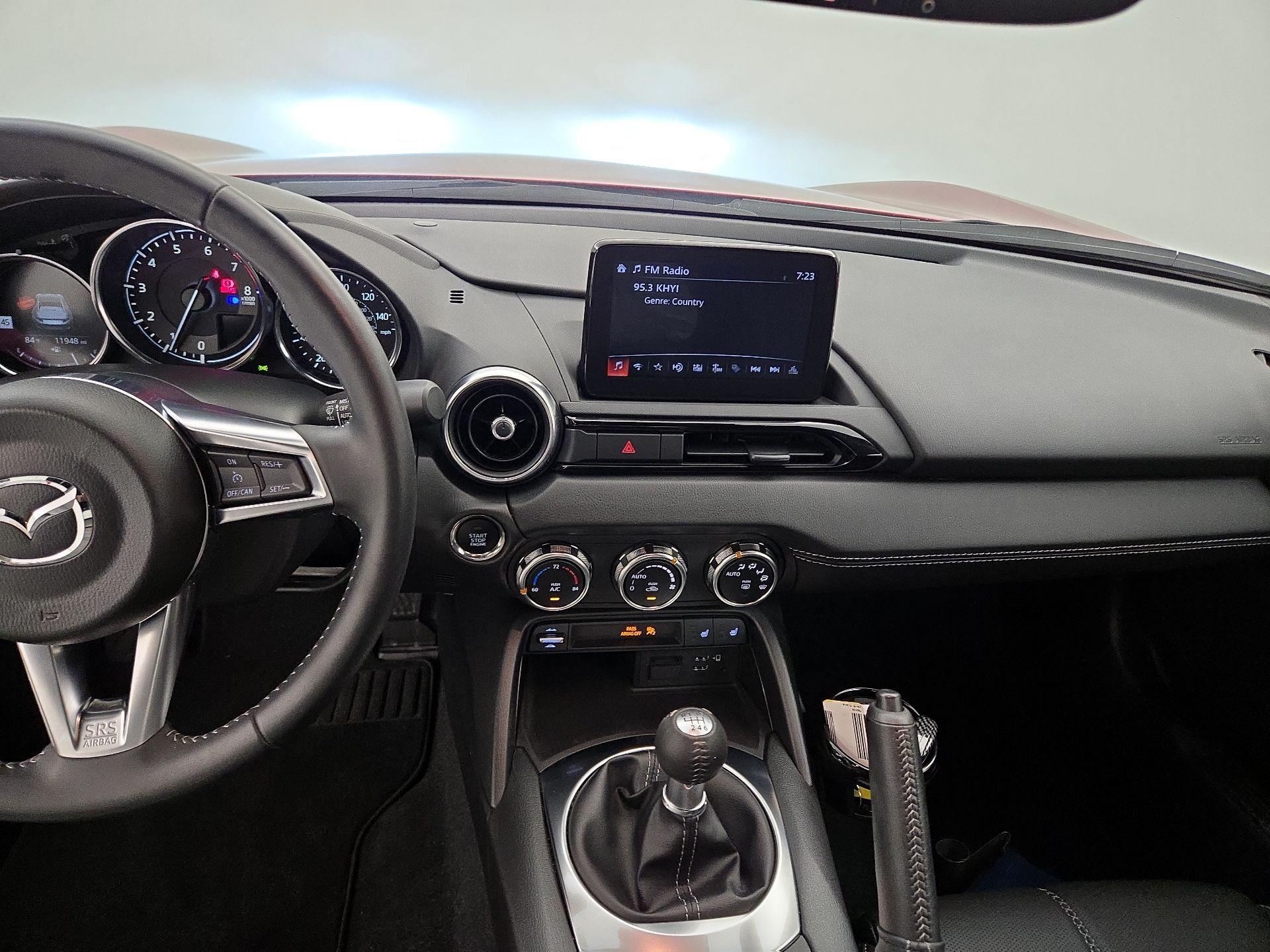 Thumbnail: 2021 Mazda MX-5 Miata - 9