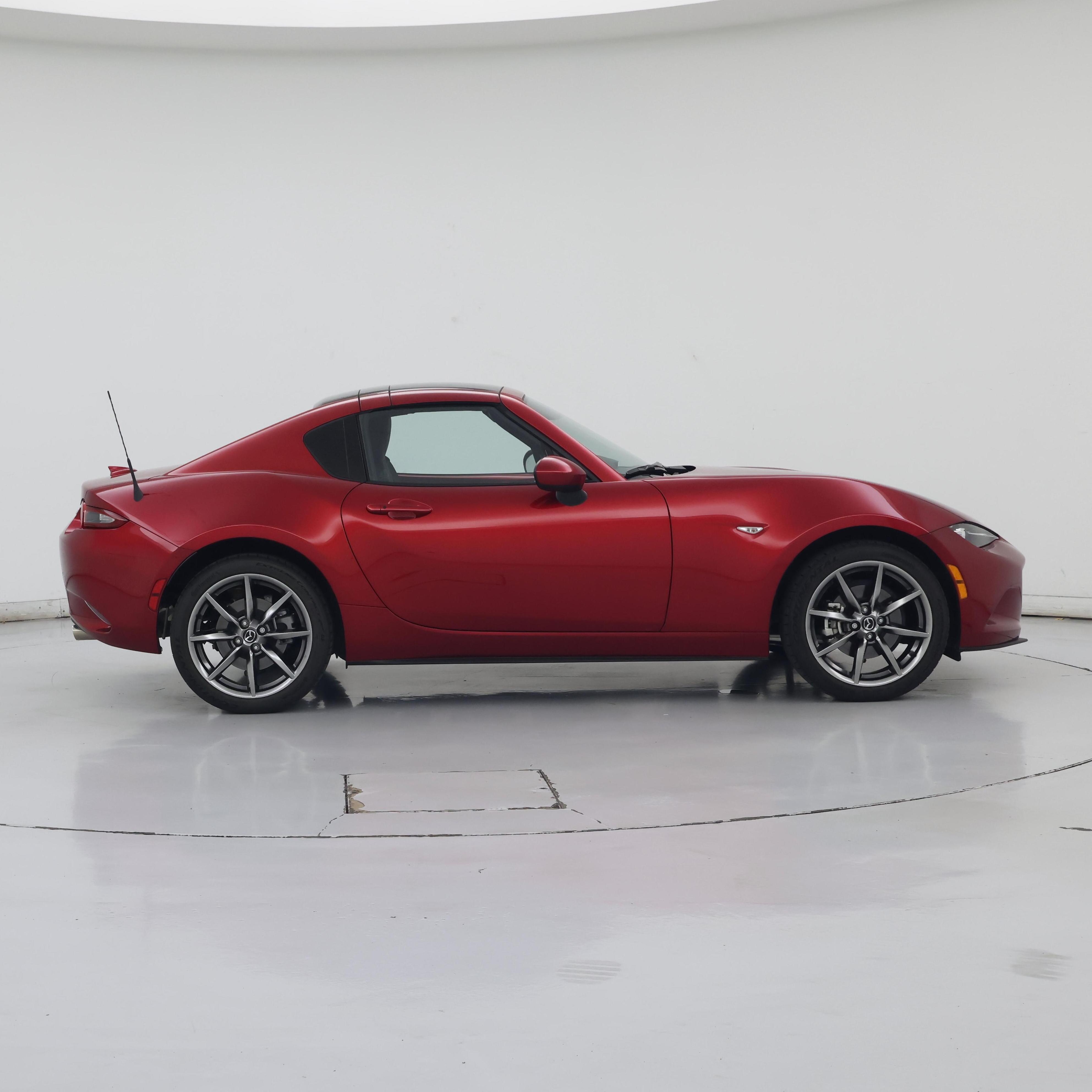 Thumbnail: 2021 Mazda MX-5 Miata - 7