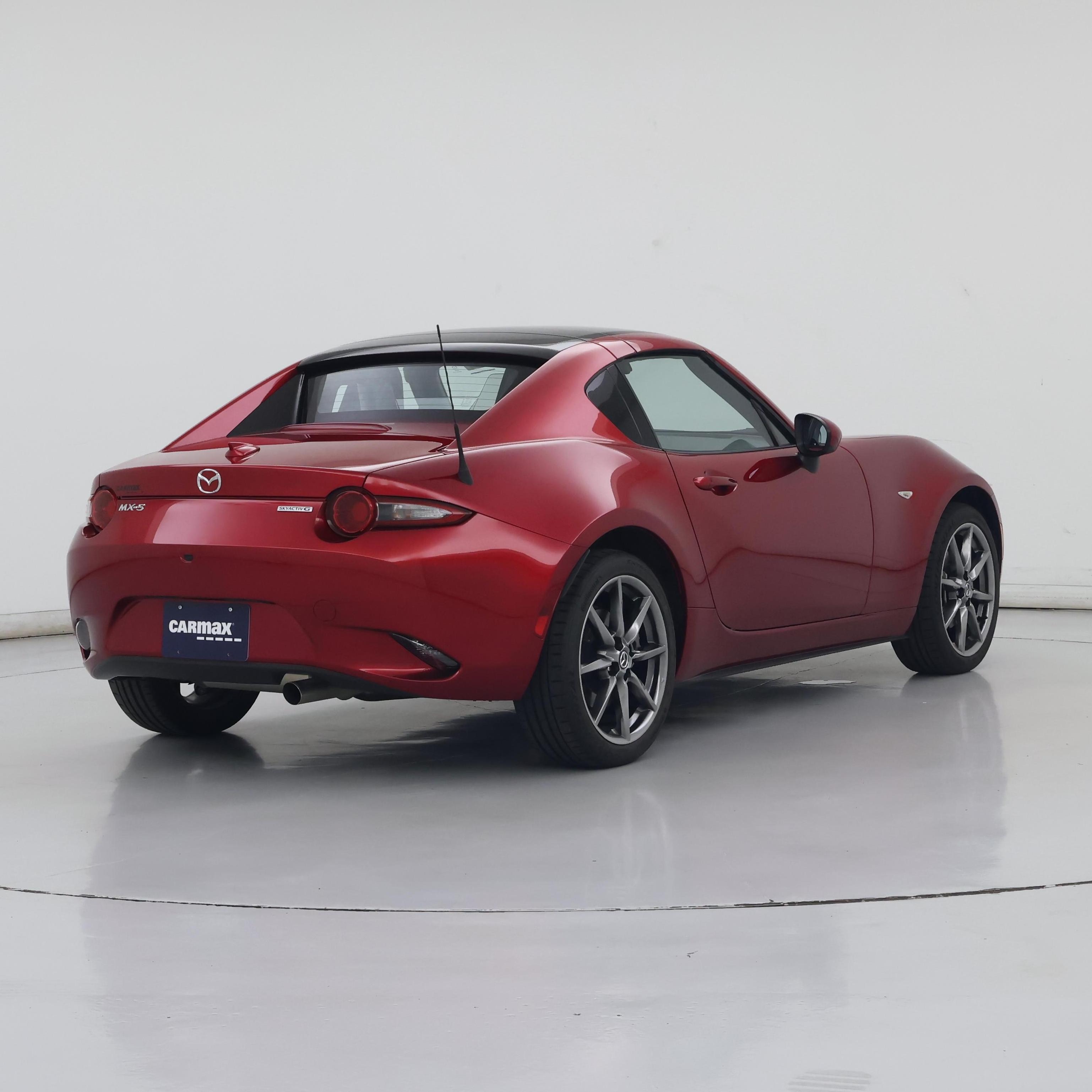 Thumbnail: 2021 Mazda MX-5 Miata - 8