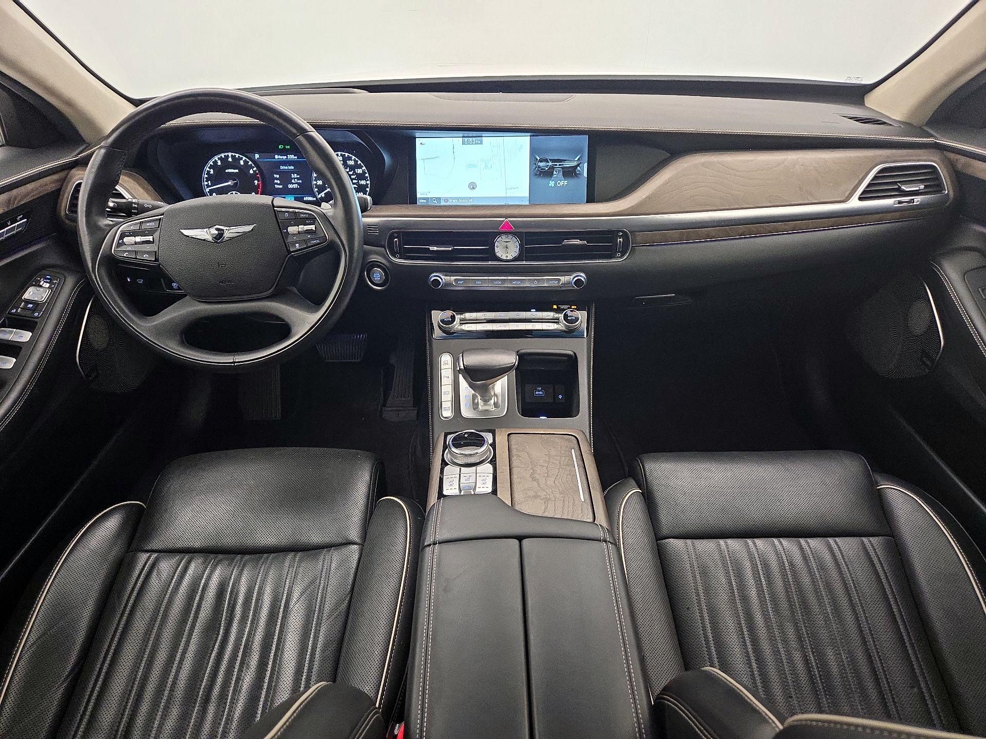 Thumbnail: 2021 Genesis G90 - 9