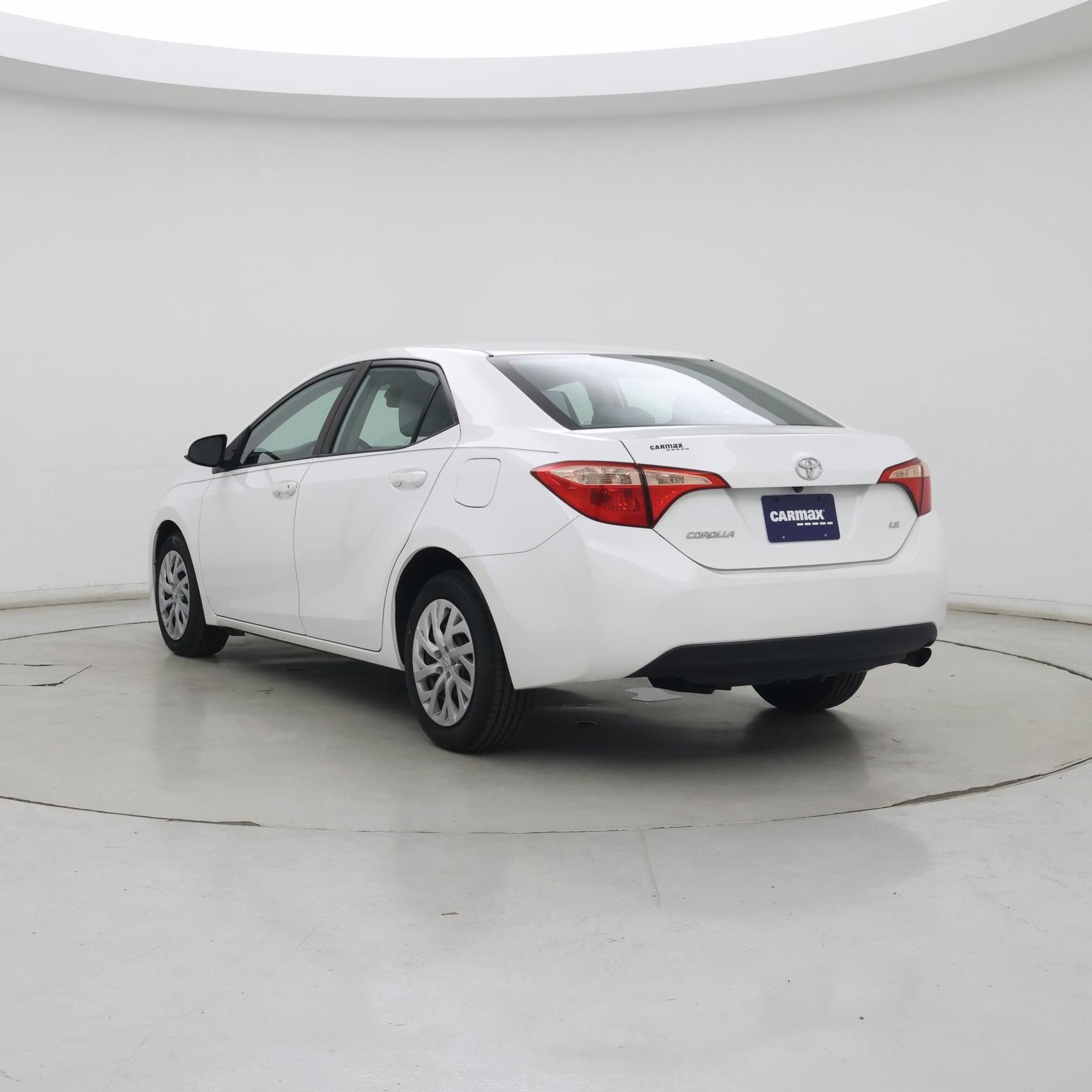 Thumbnail: 2017 Toyota Corolla - 2