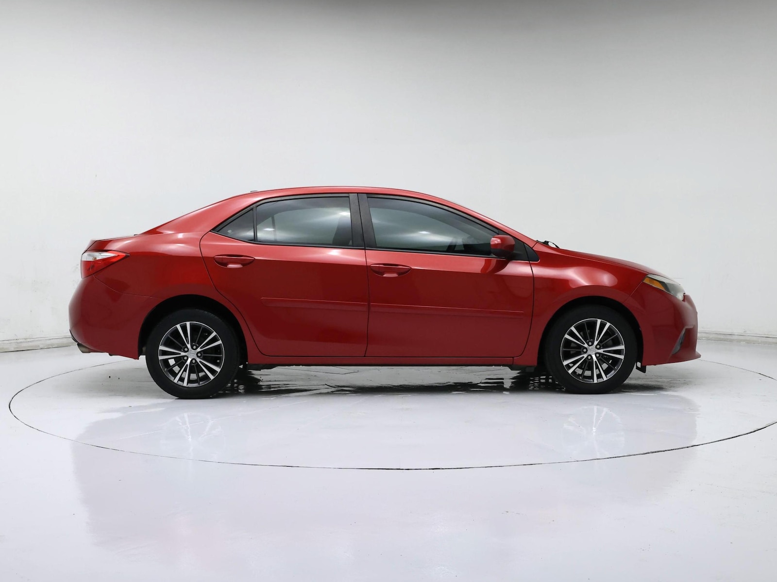 2016 Toyota Corolla LE Plus - Photo 8