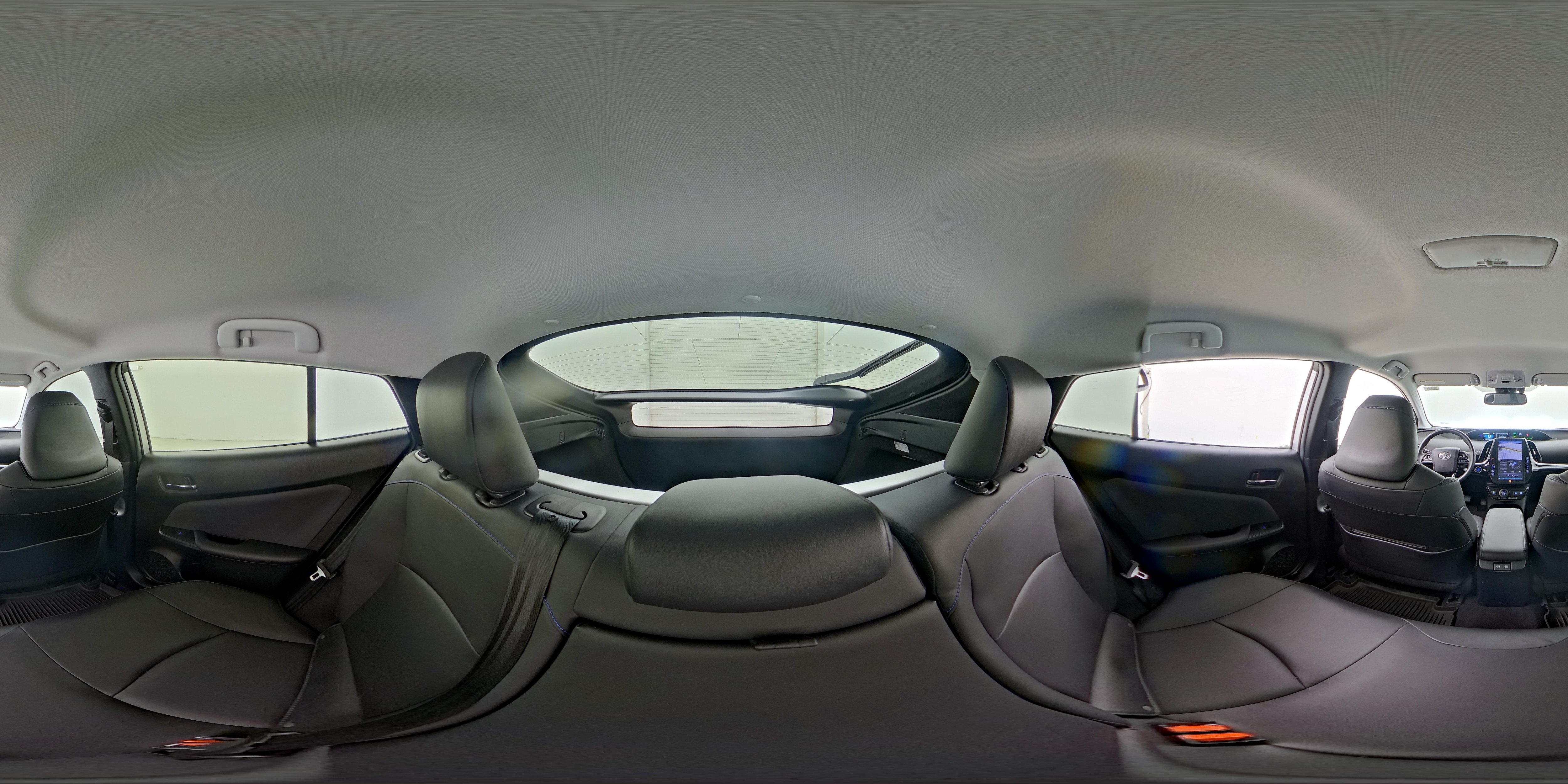 2022 Toyota Prius Limited - Photo 24