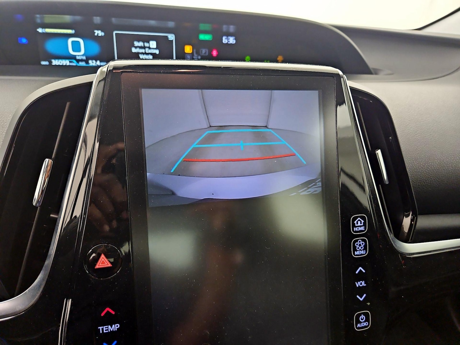 2022 Toyota Prius Limited - Photo 14