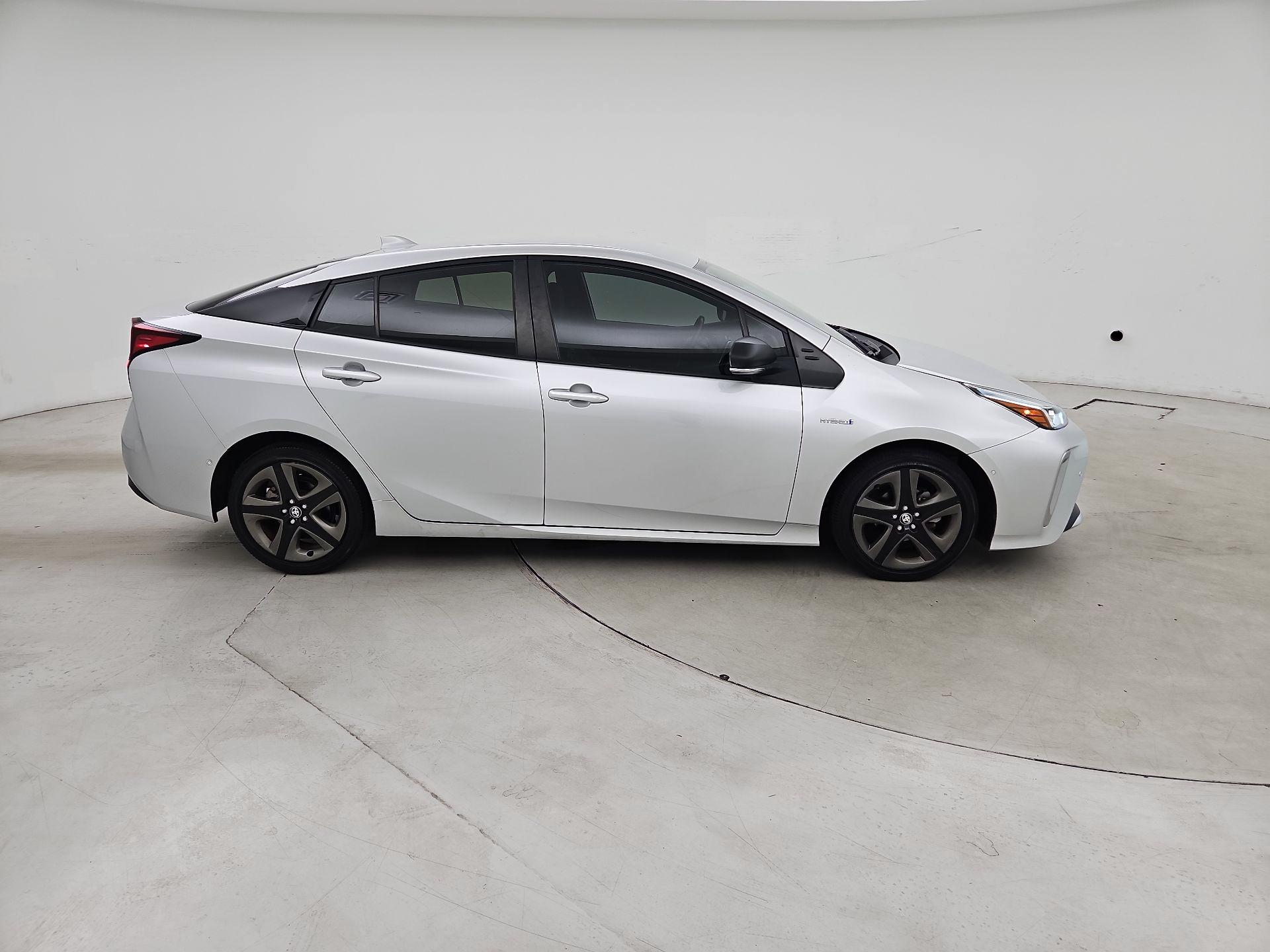 Thumbnail: 2022 Toyota Prius - 4