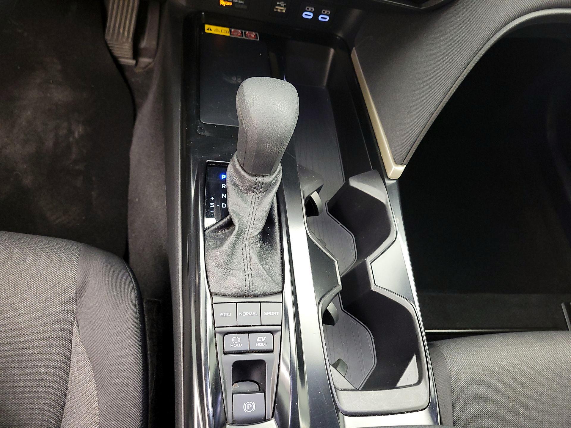 Thumbnail: 2025 Toyota Camry - 18