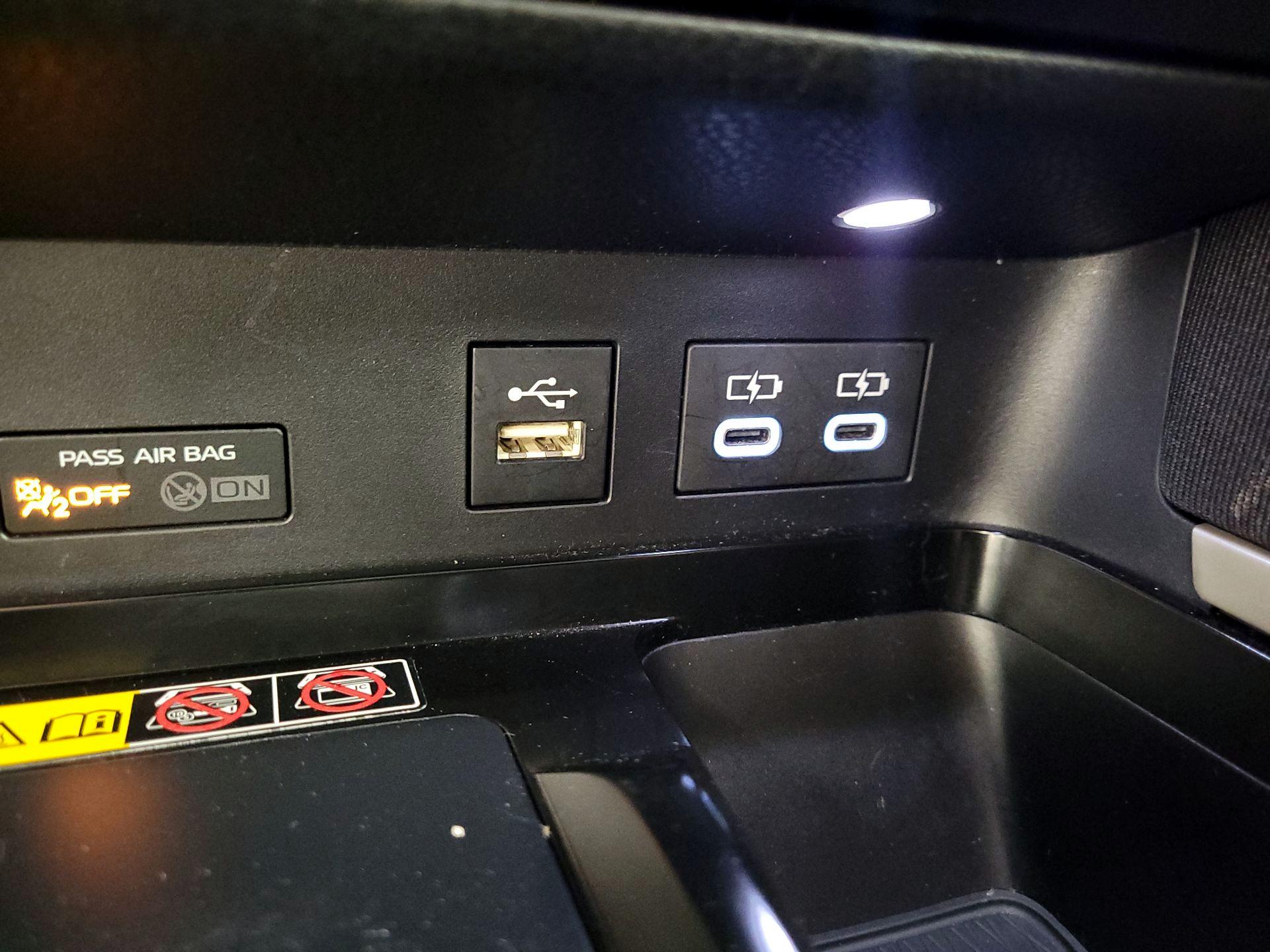 Thumbnail: 2025 Toyota Camry - 19