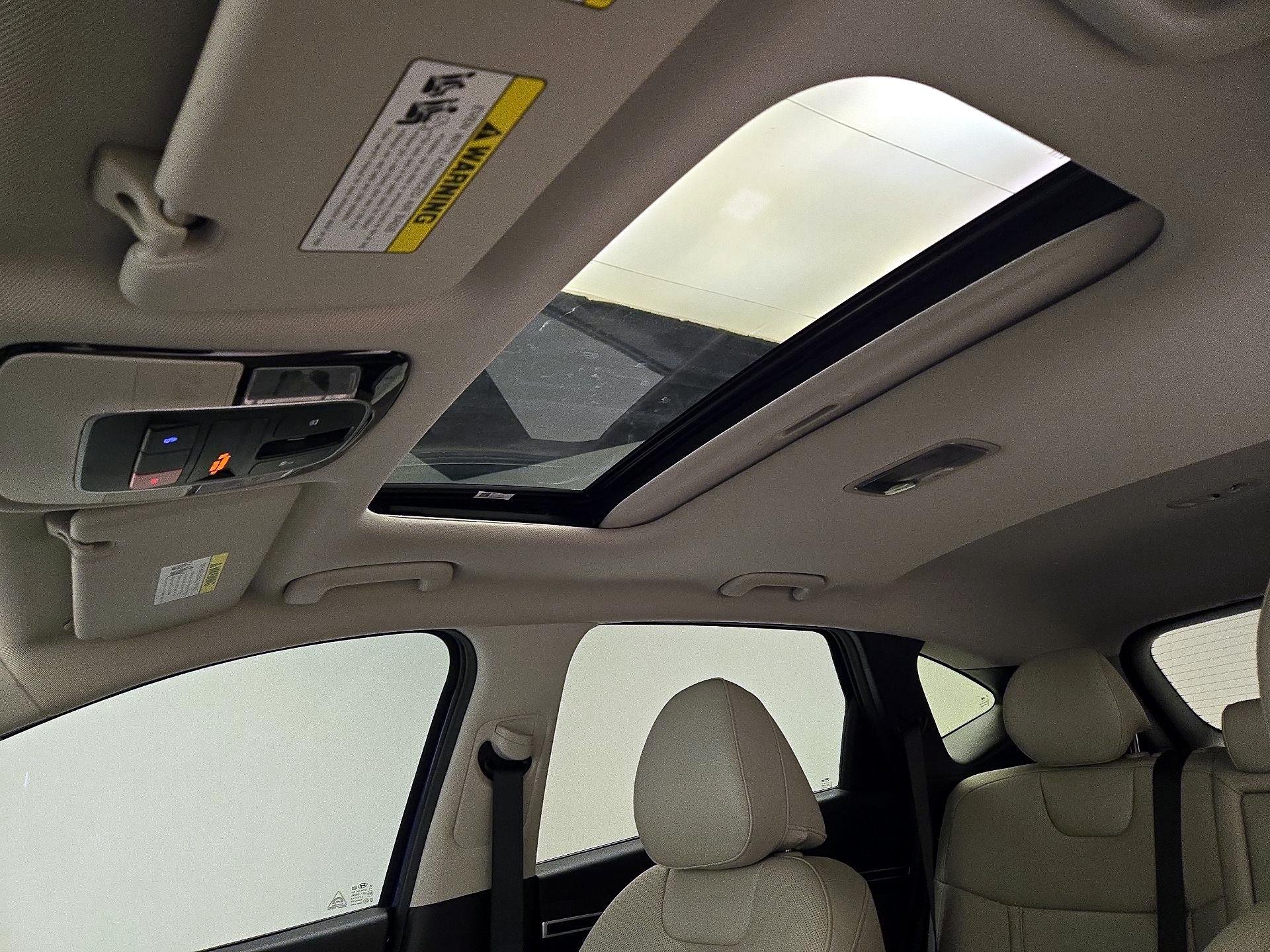 Thumbnail: 2023 Hyundai Tucson - 19