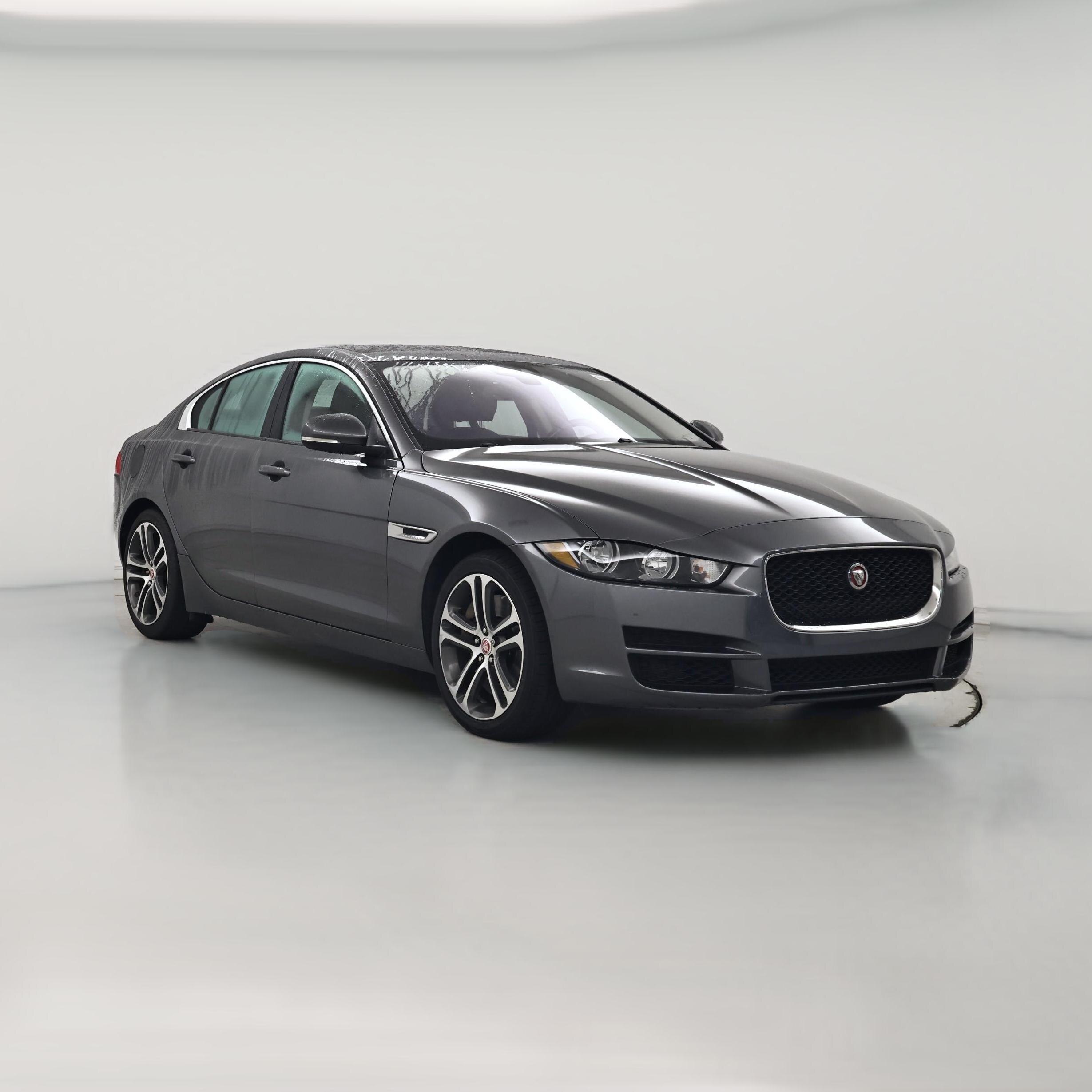 Thumbnail: 2017 Jaguar XE - 1