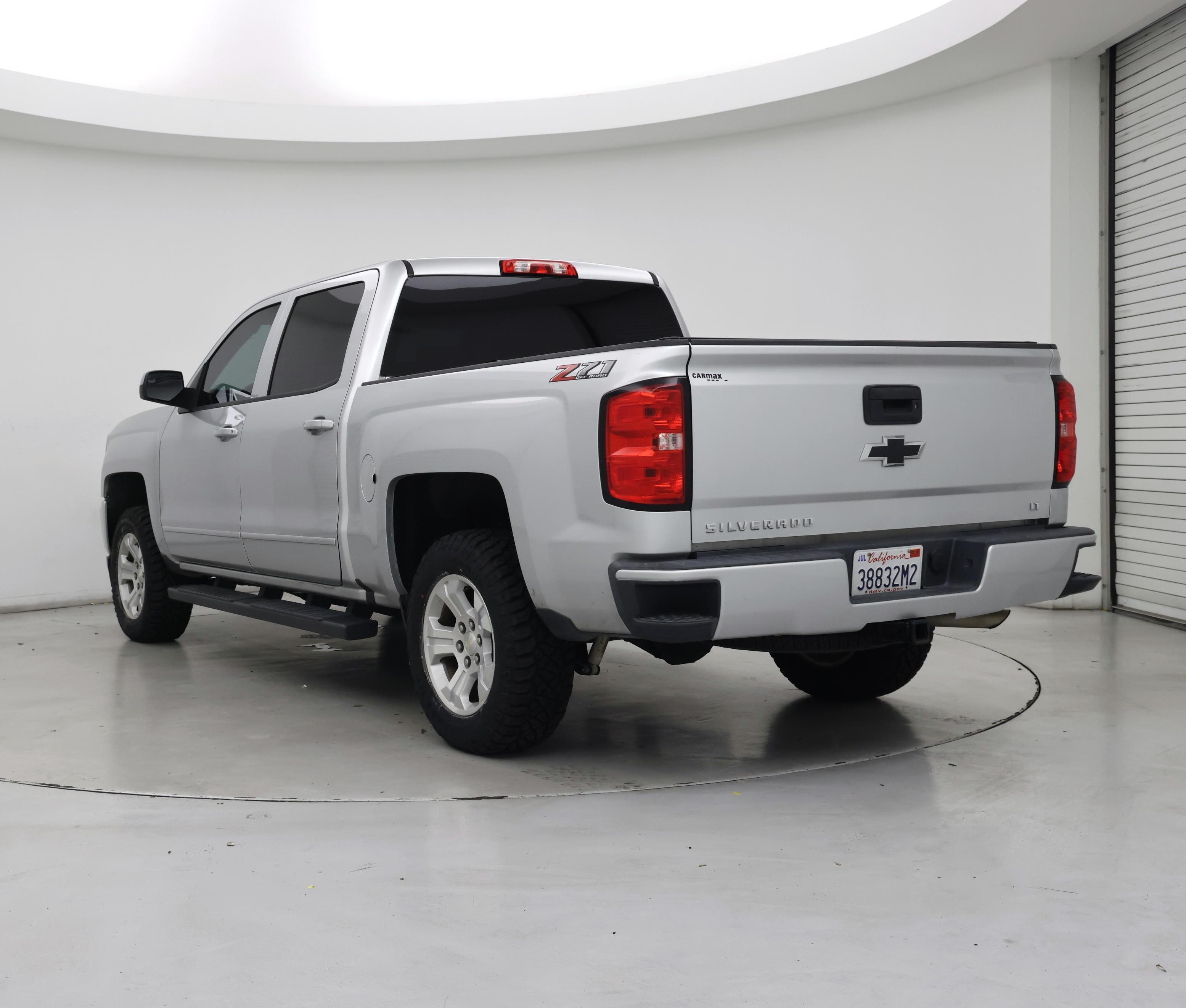 Thumbnail: 2018 Chevrolet Silverado 1500 - 2
