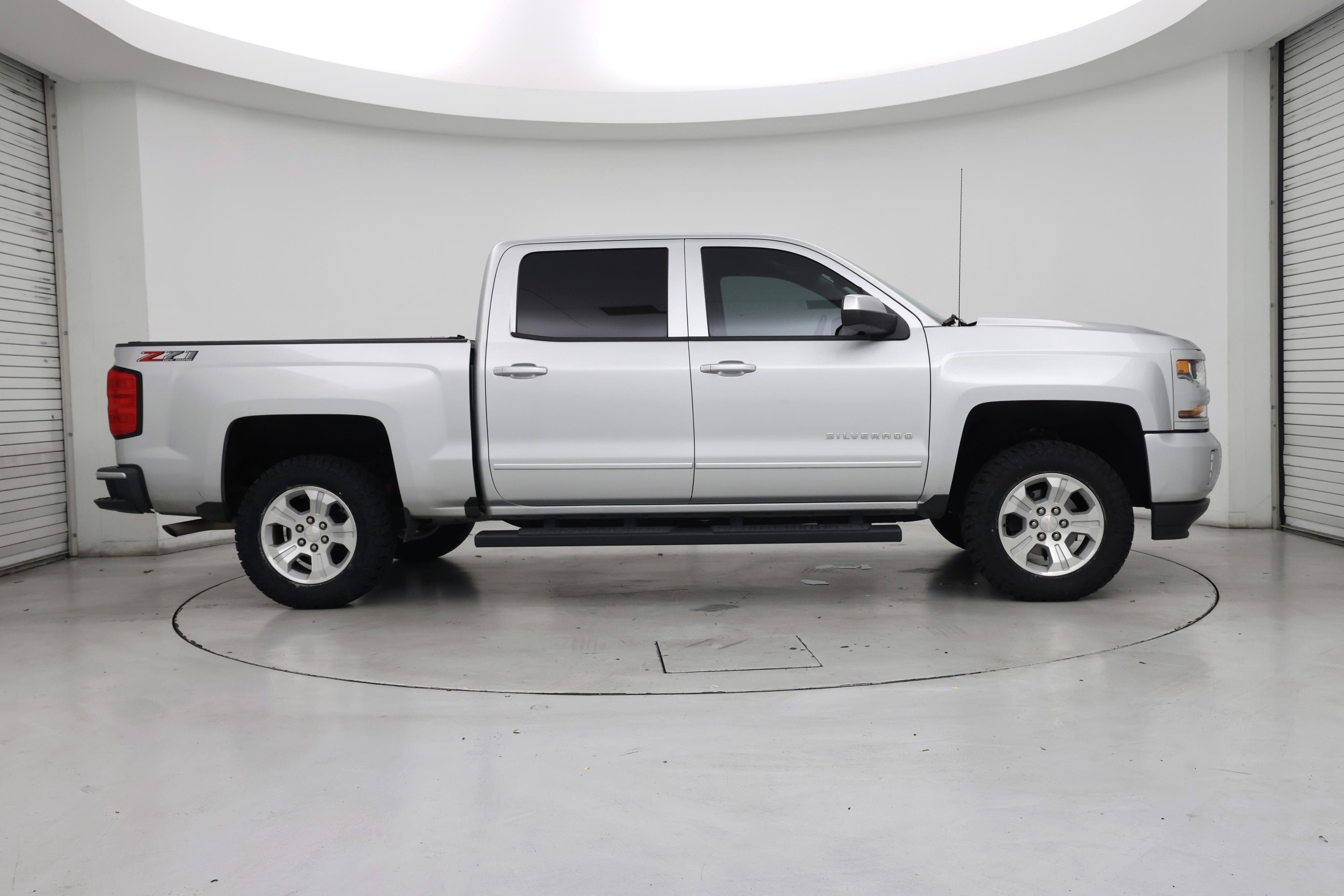 Thumbnail: 2018 Chevrolet Silverado 1500 - 7