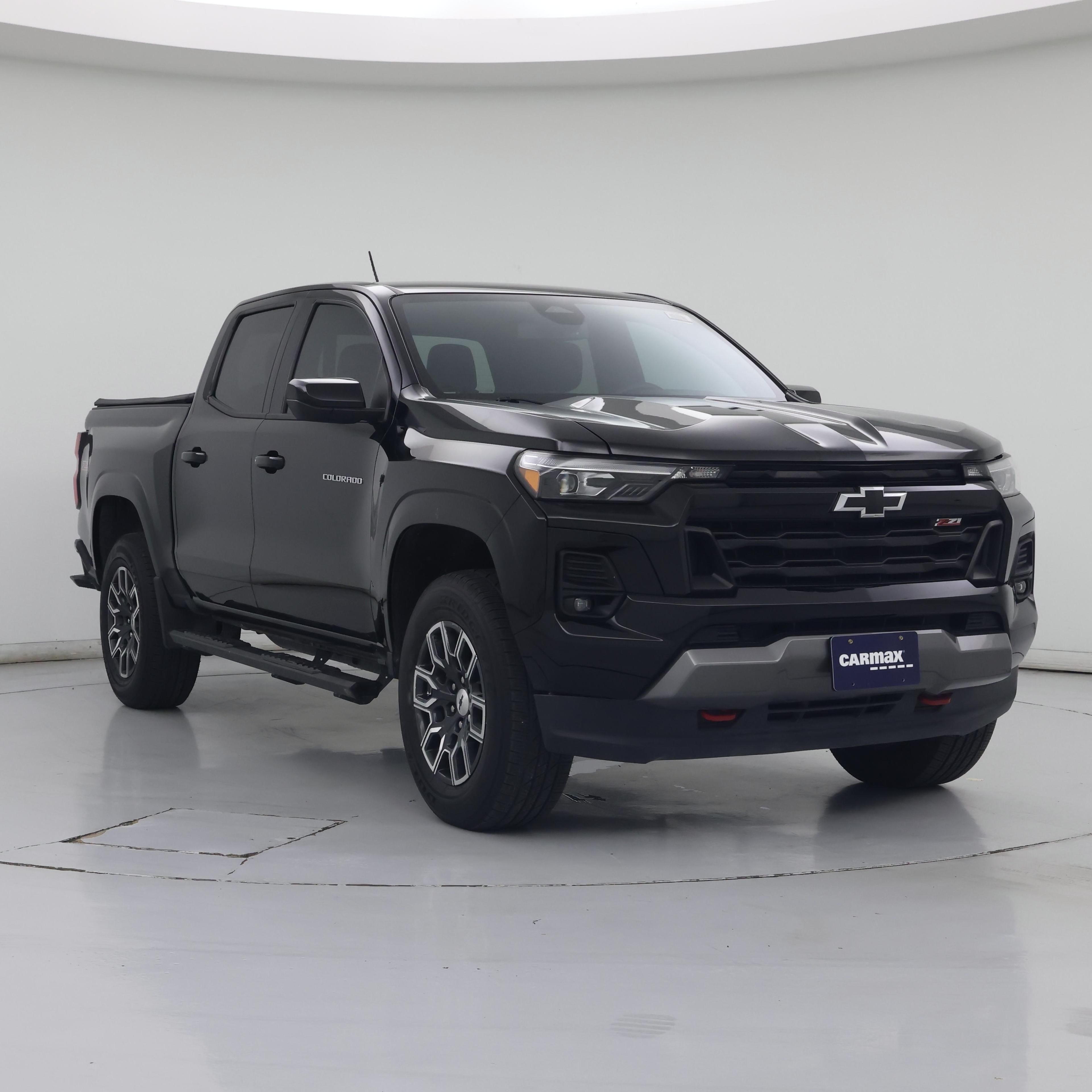 Gray 2023 Chevrolet Colorado Pickup Truck Four-Wheel Drive Automatic