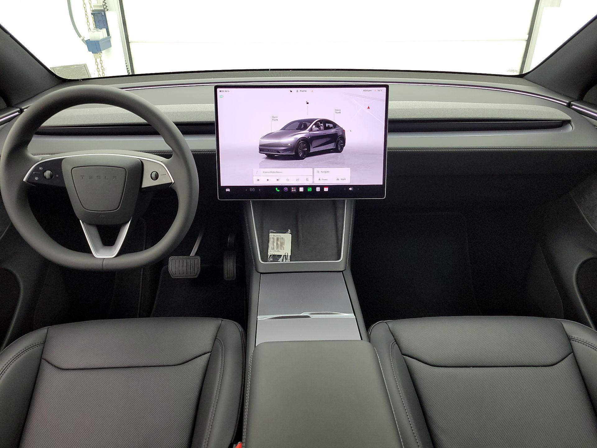 Thumbnail: 2026 Tesla Model Y - 9