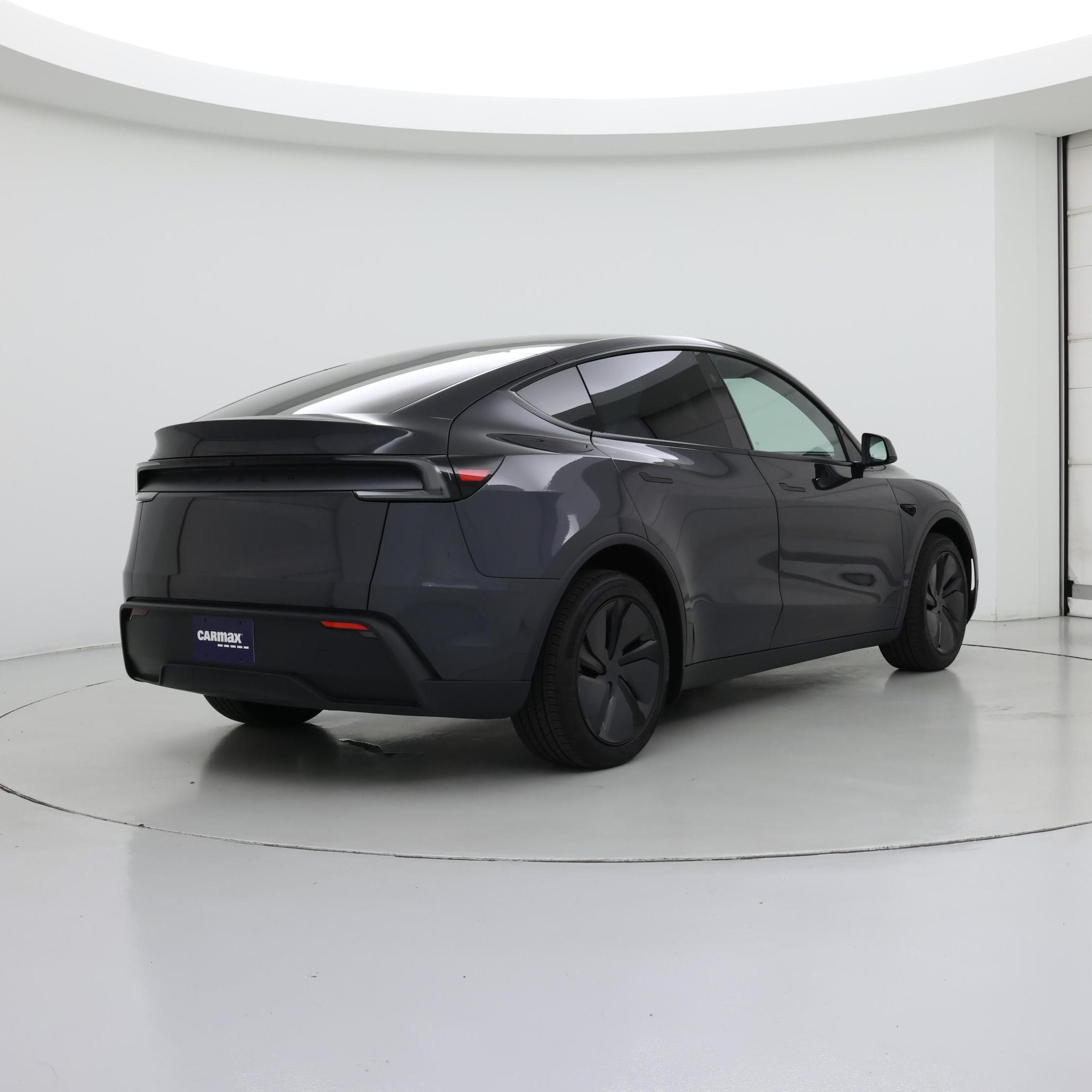 Thumbnail: 2026 Tesla Model Y - 8