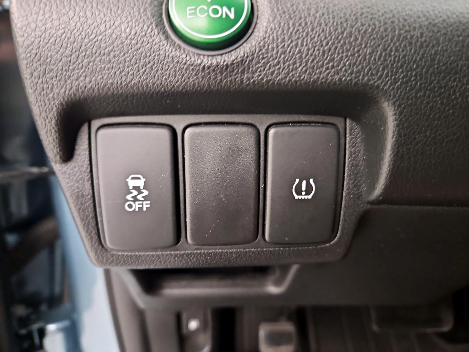 Thumbnail: 2016 Honda CR-V - 13