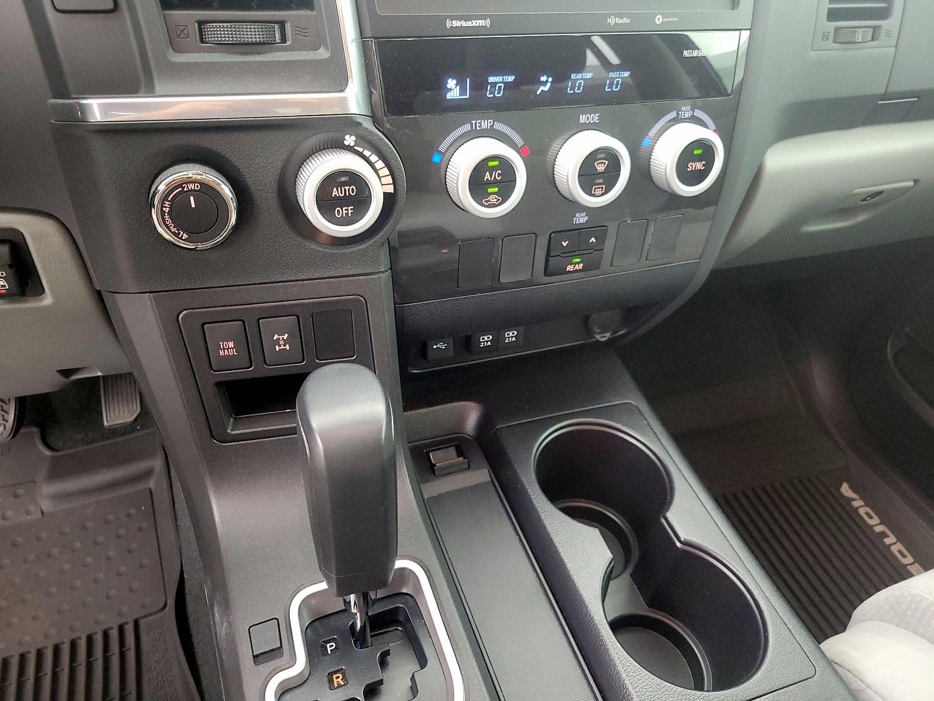 Thumbnail: 2022 Toyota Sequoia - 16