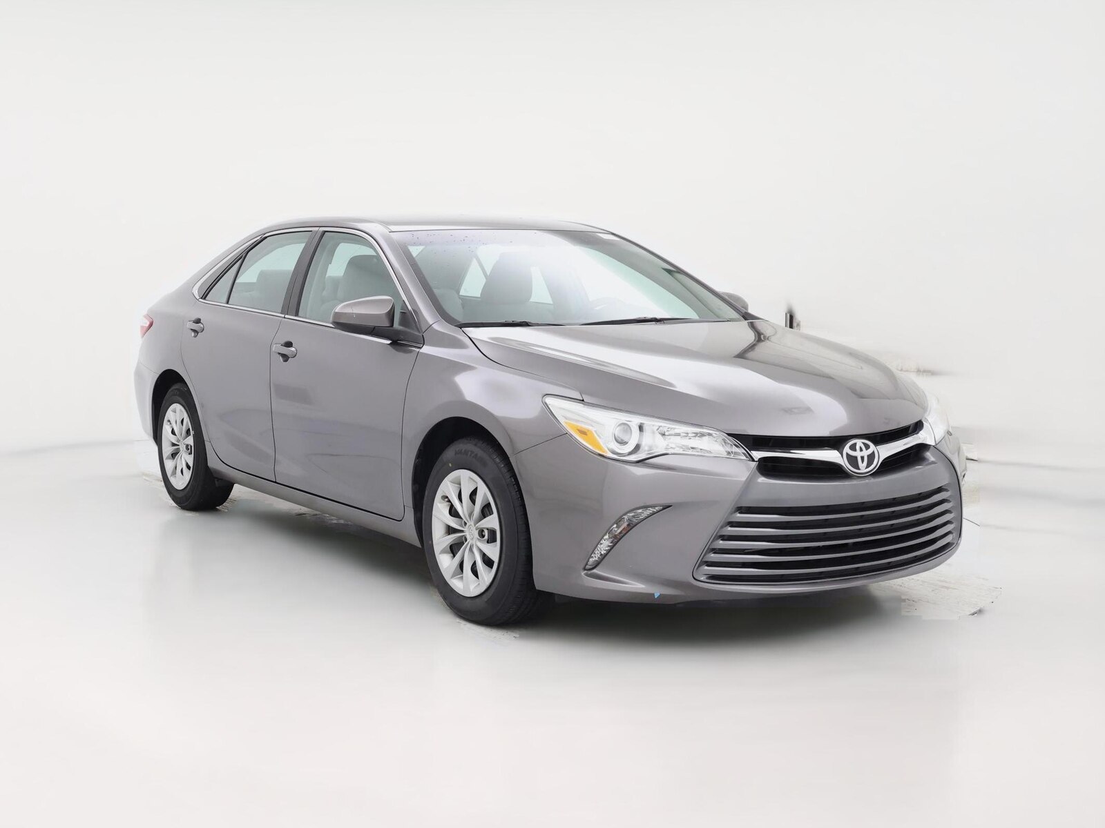 2015 Toyota Camry SE - Photo 1