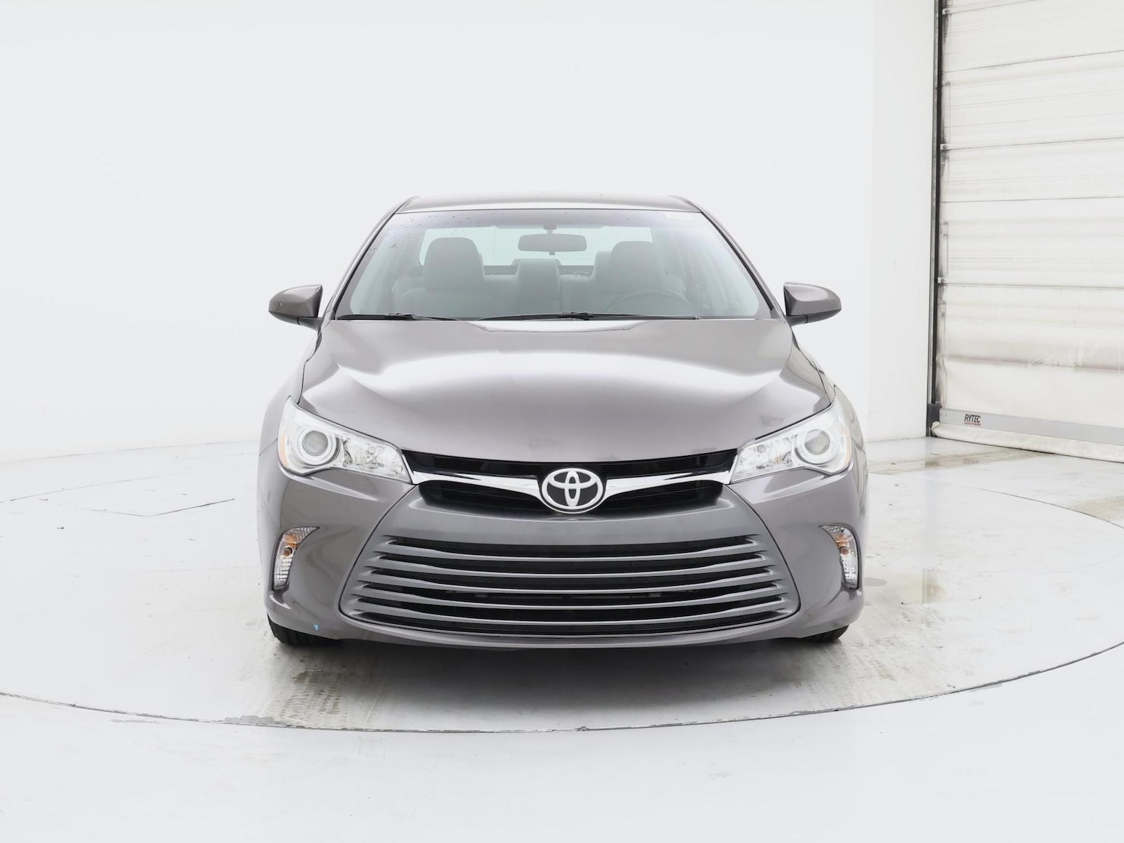 2015 Toyota Camry SE - Photo 6
