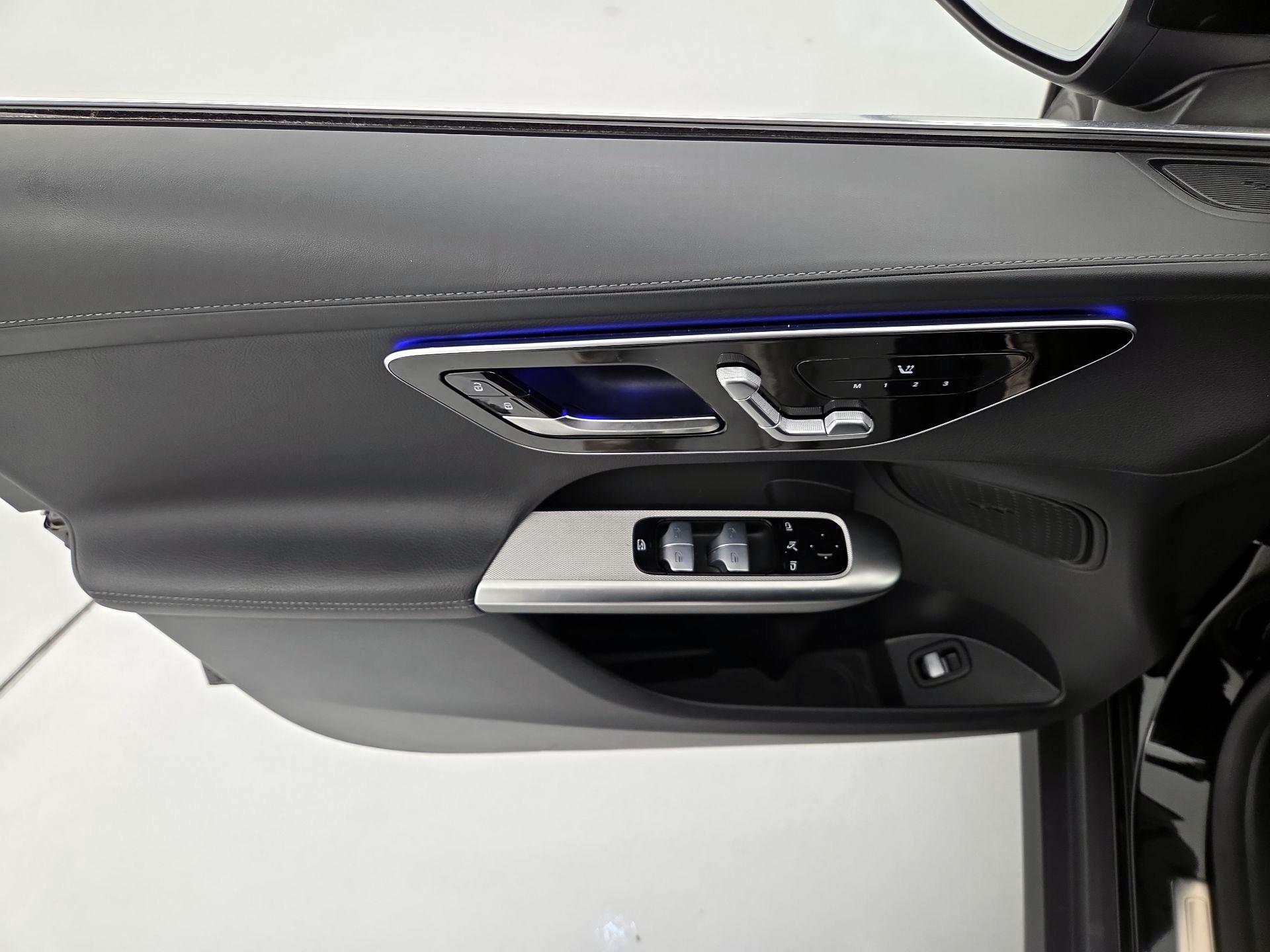 Thumbnail: 2024 Mercedes-Benz GLC - 12