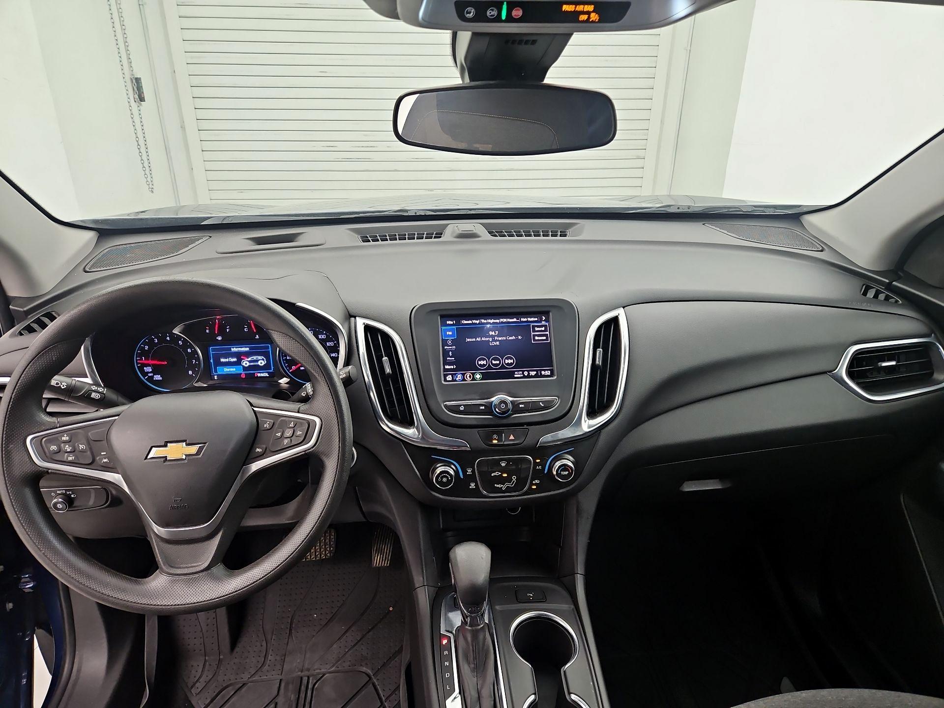 Thumbnail: 2023 Chevrolet Equinox - 9