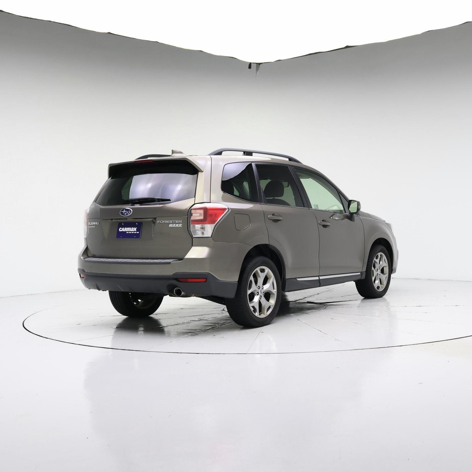 Thumbnail: 2017 Subaru Forester - 8
