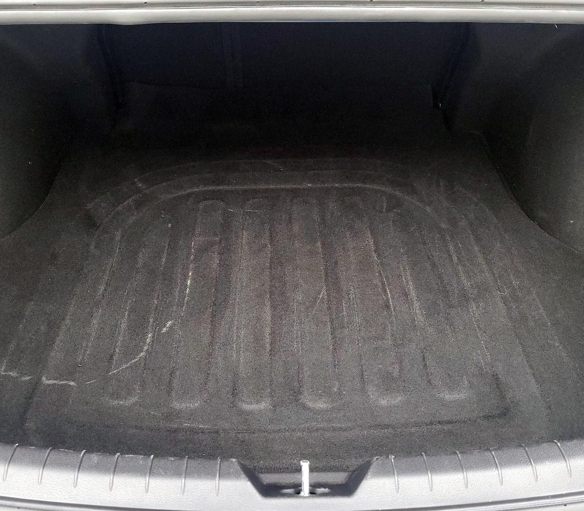 Trunk/Cargo (Seats Up)