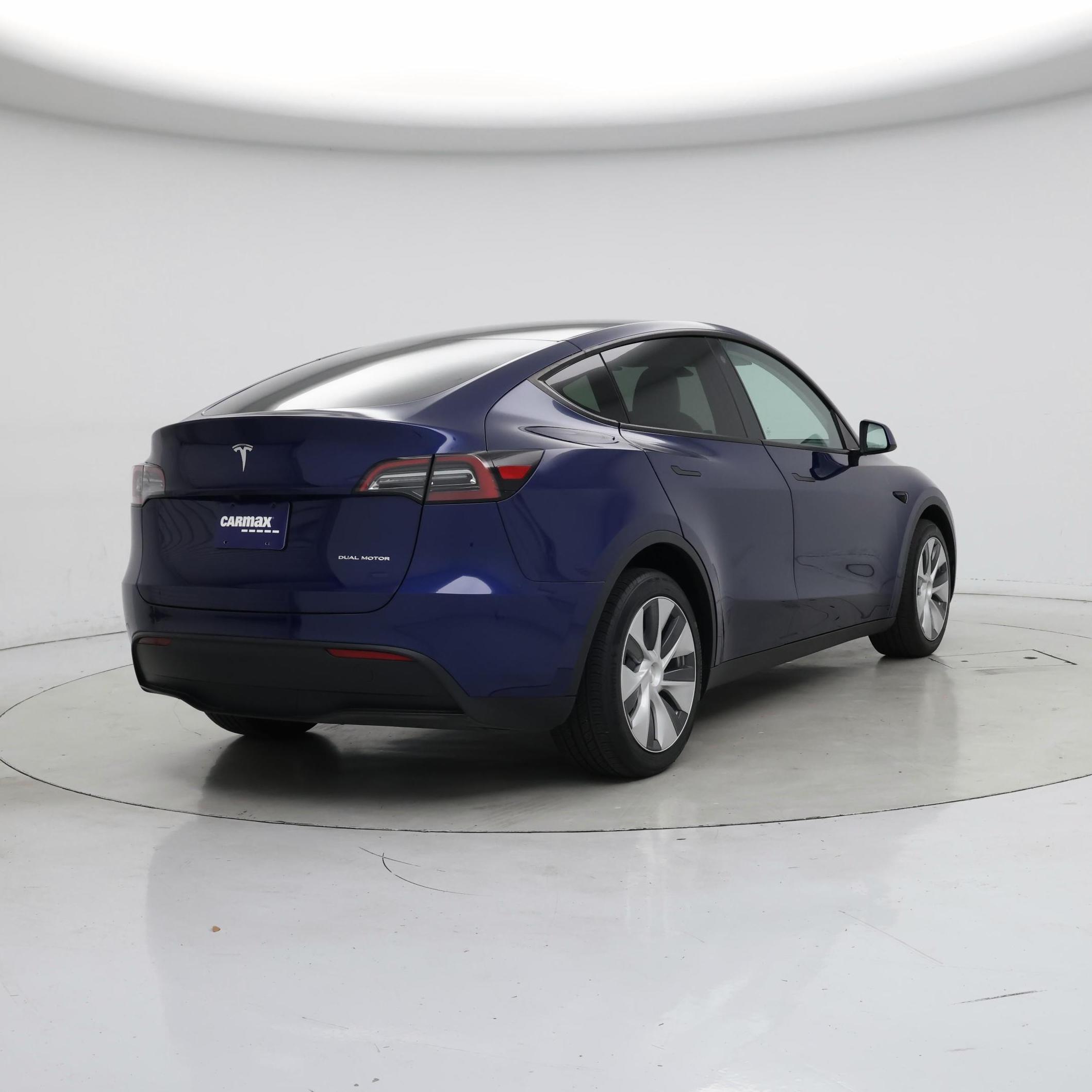 Thumbnail: 2023 Tesla Model Y - 8