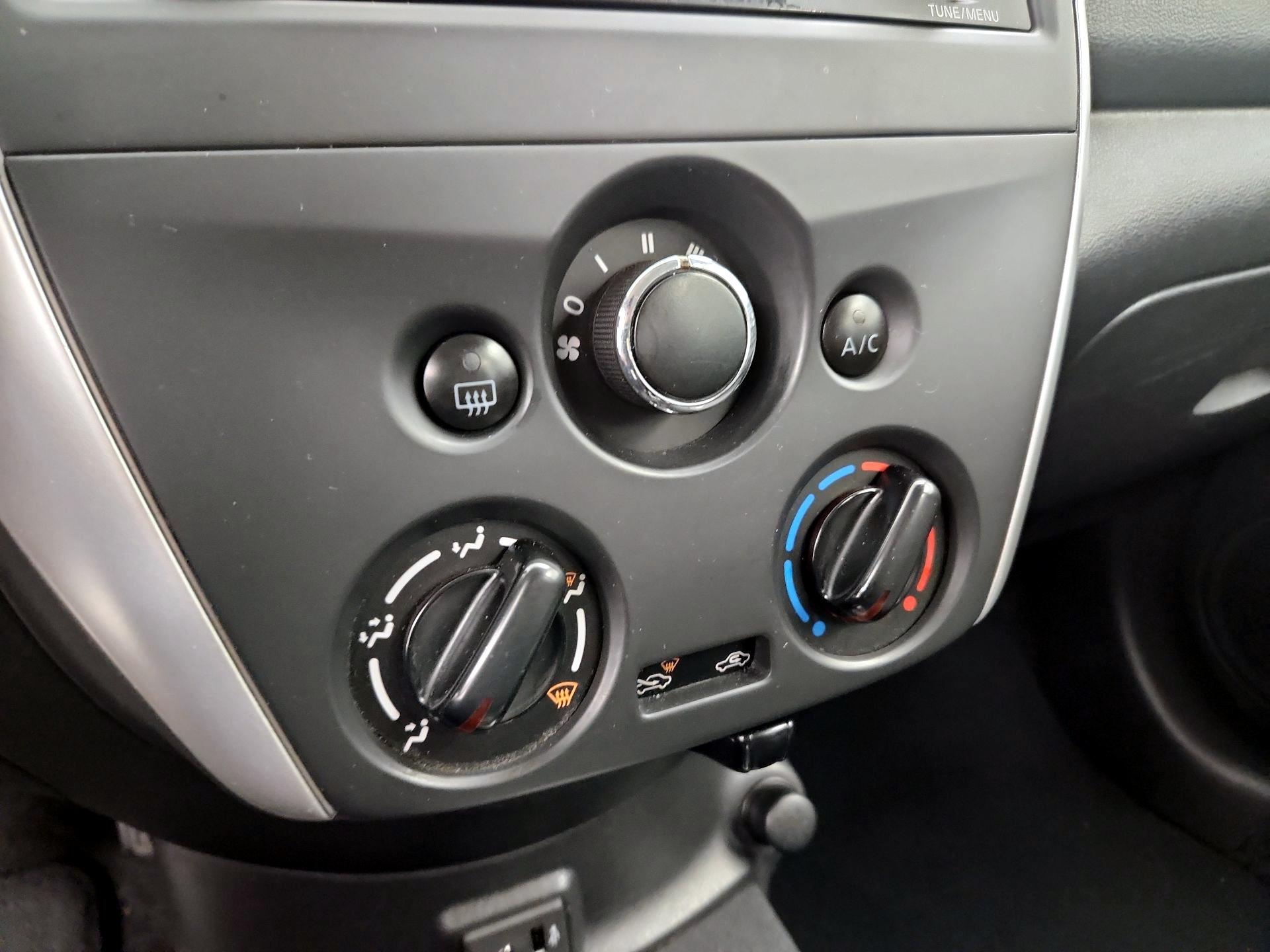Thumbnail: 2017 Nissan Versa - 15