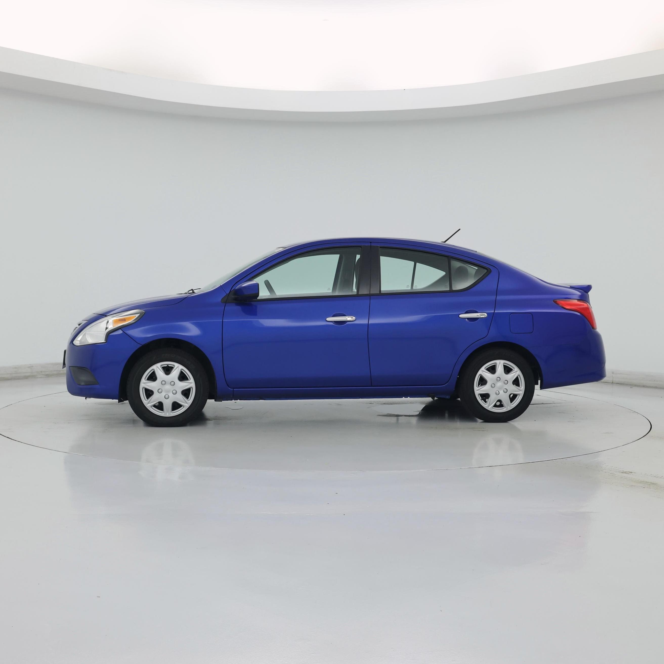 Thumbnail: 2017 Nissan Versa - 3