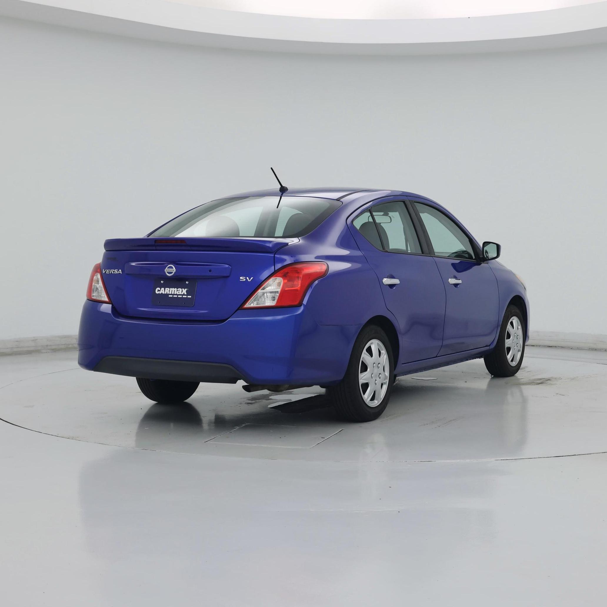 Thumbnail: 2017 Nissan Versa - 8