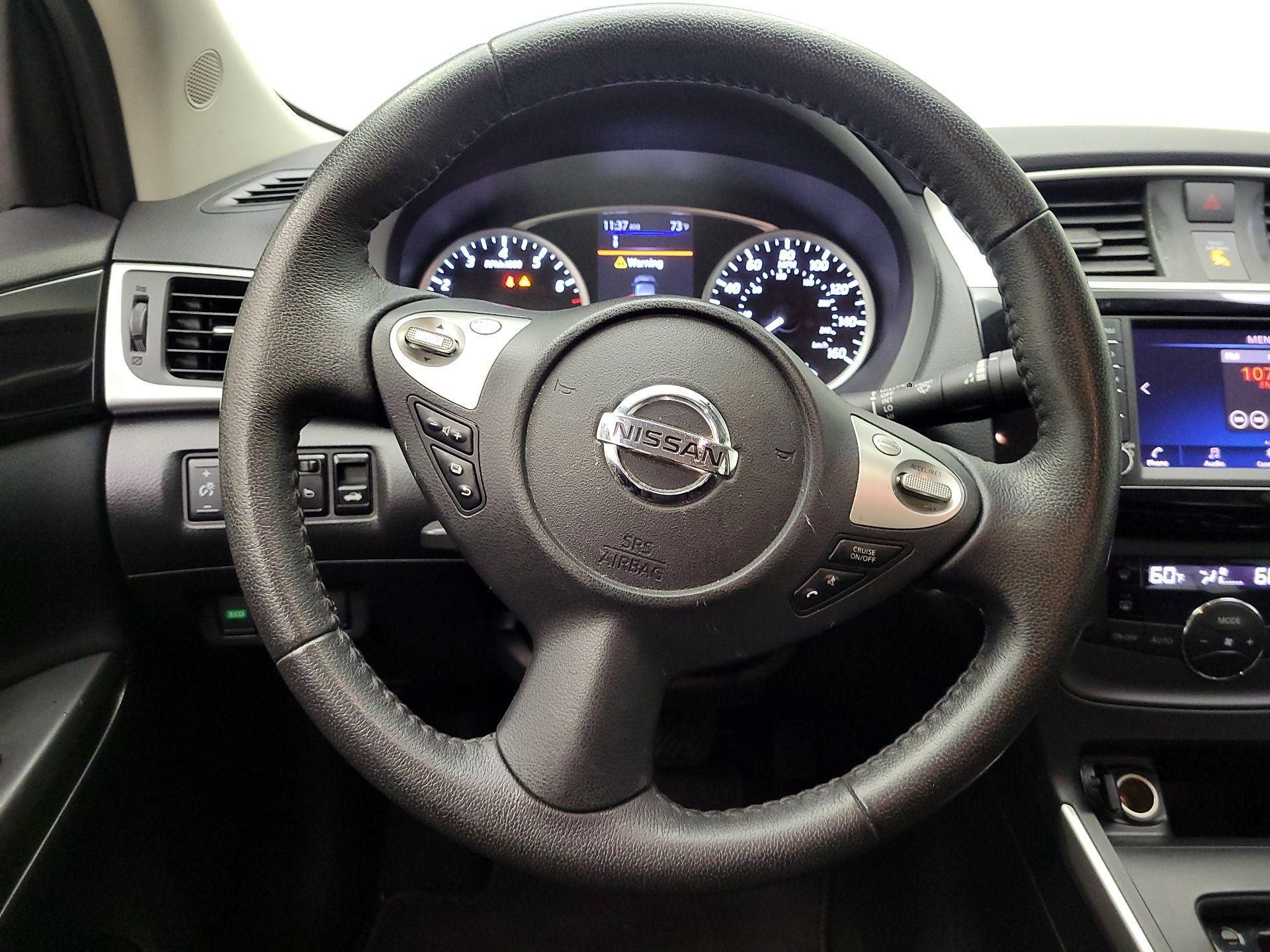 Thumbnail: 2019 Nissan Sentra - 10