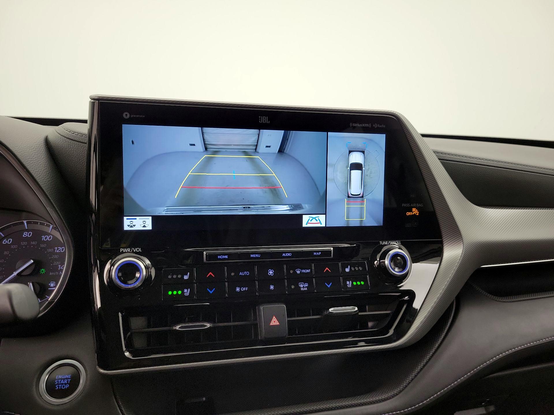 Thumbnail: 2021 Toyota Highlander - 15