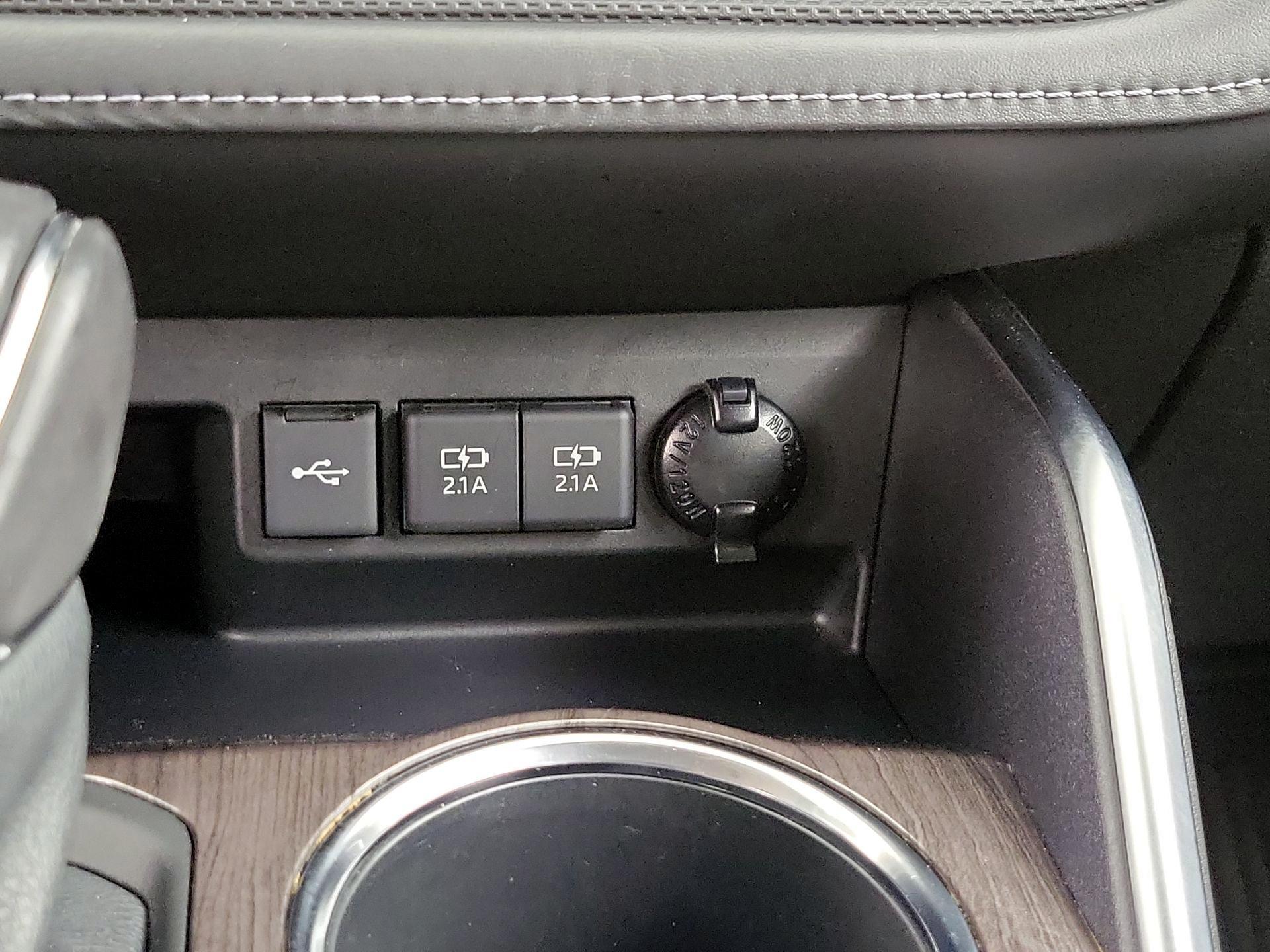 Thumbnail: 2021 Toyota Highlander - 19