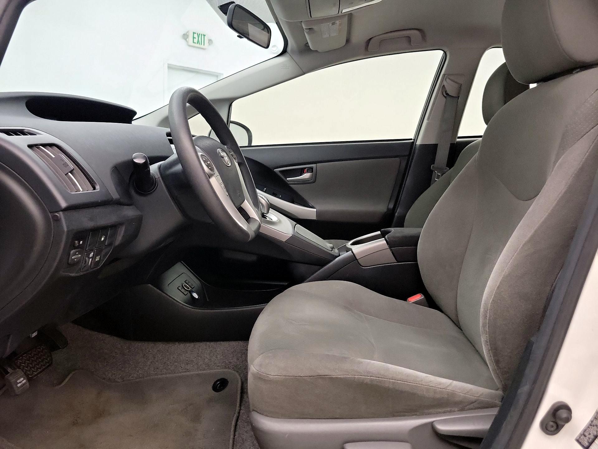 Thumbnail: 2014 Toyota Prius - 11