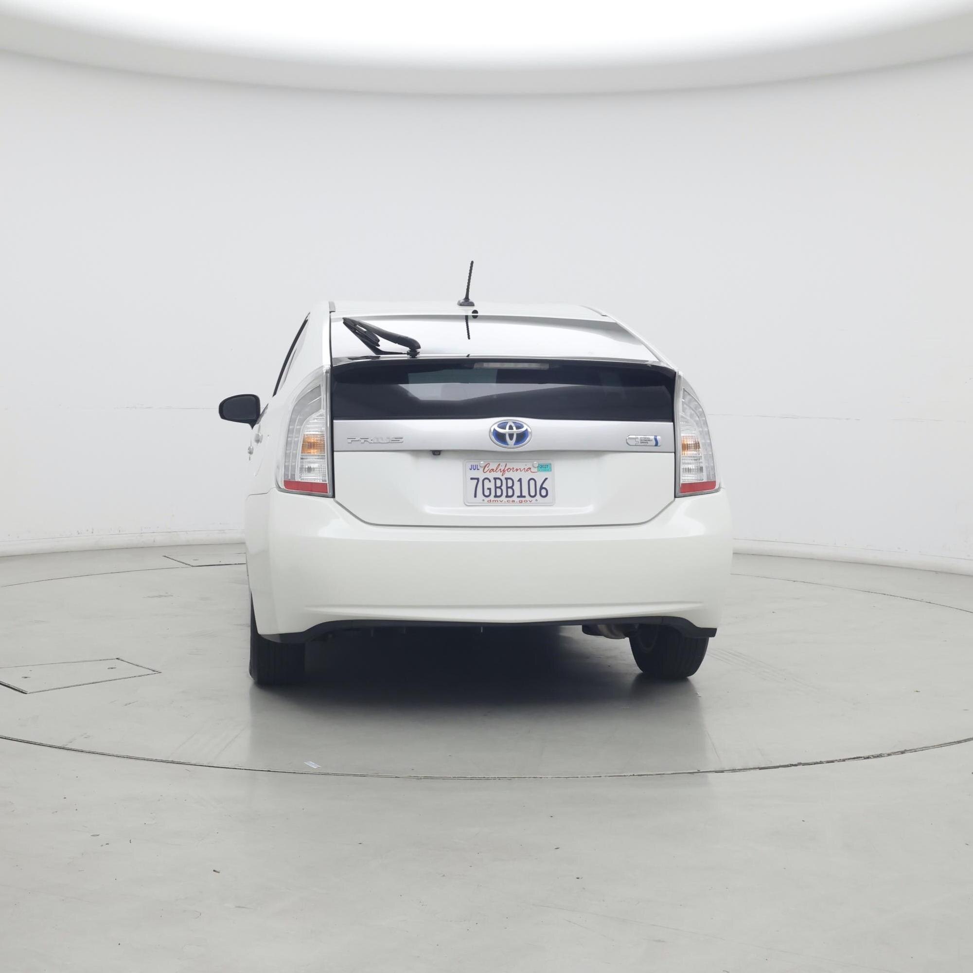Thumbnail: 2014 Toyota Prius - 6