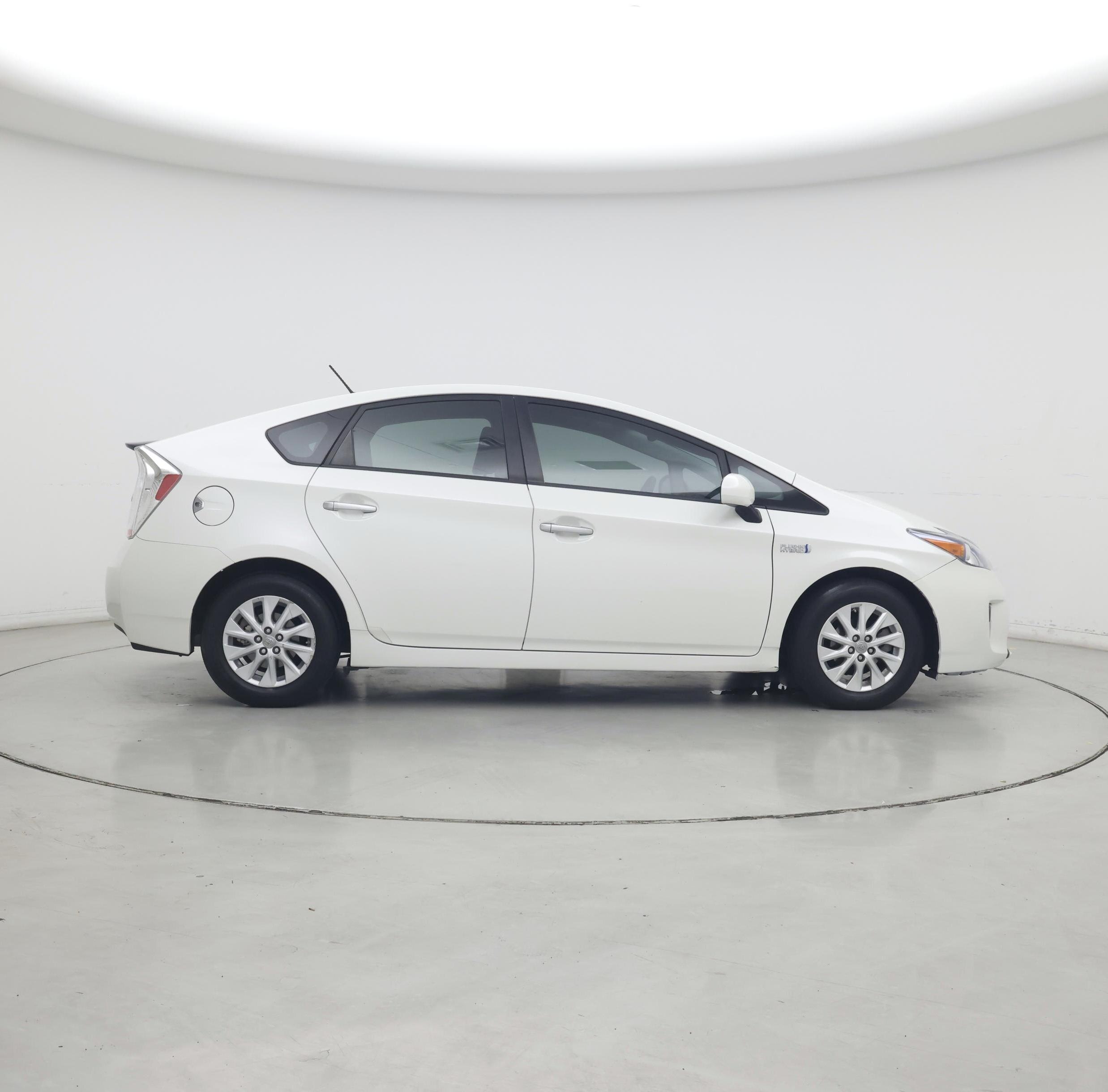 Thumbnail: 2014 Toyota Prius - 7