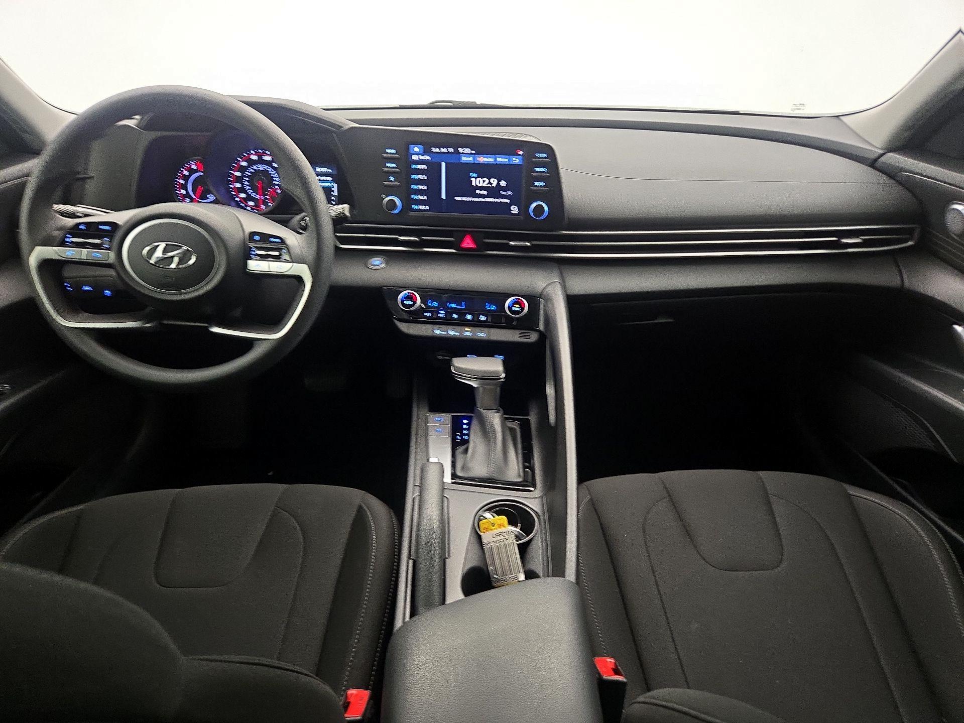 Thumbnail: 2023 Hyundai Elantra - 9