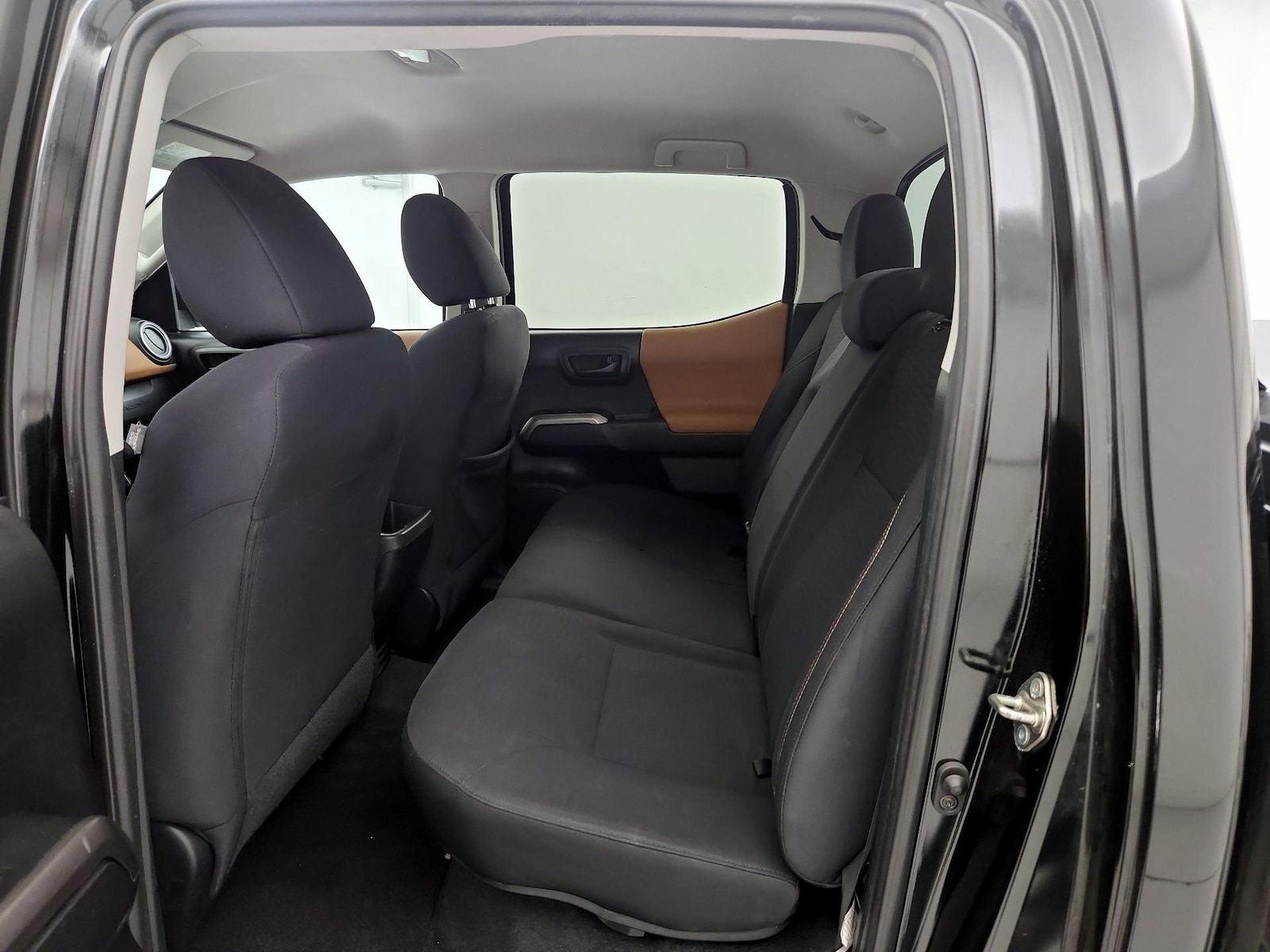 2019 Toyota Tacoma SR5 - Photo 20