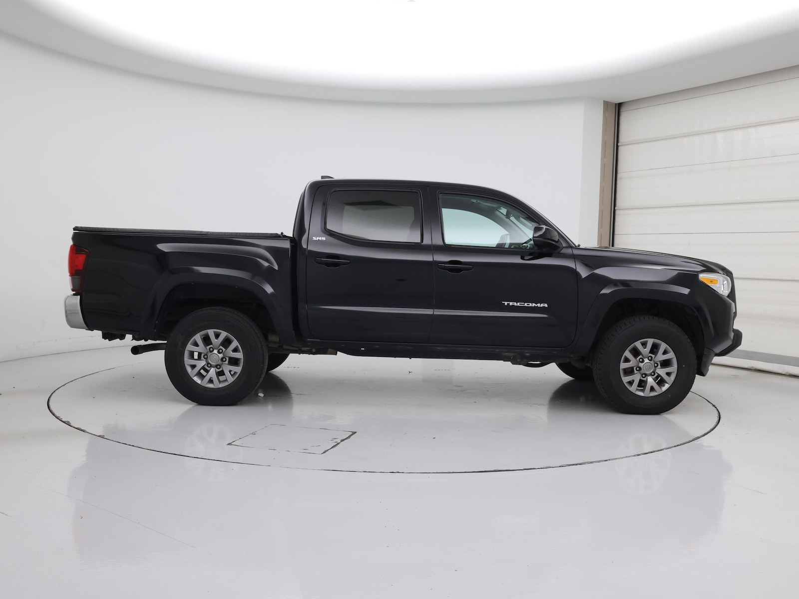 2019 Toyota Tacoma SR5 - Photo 8