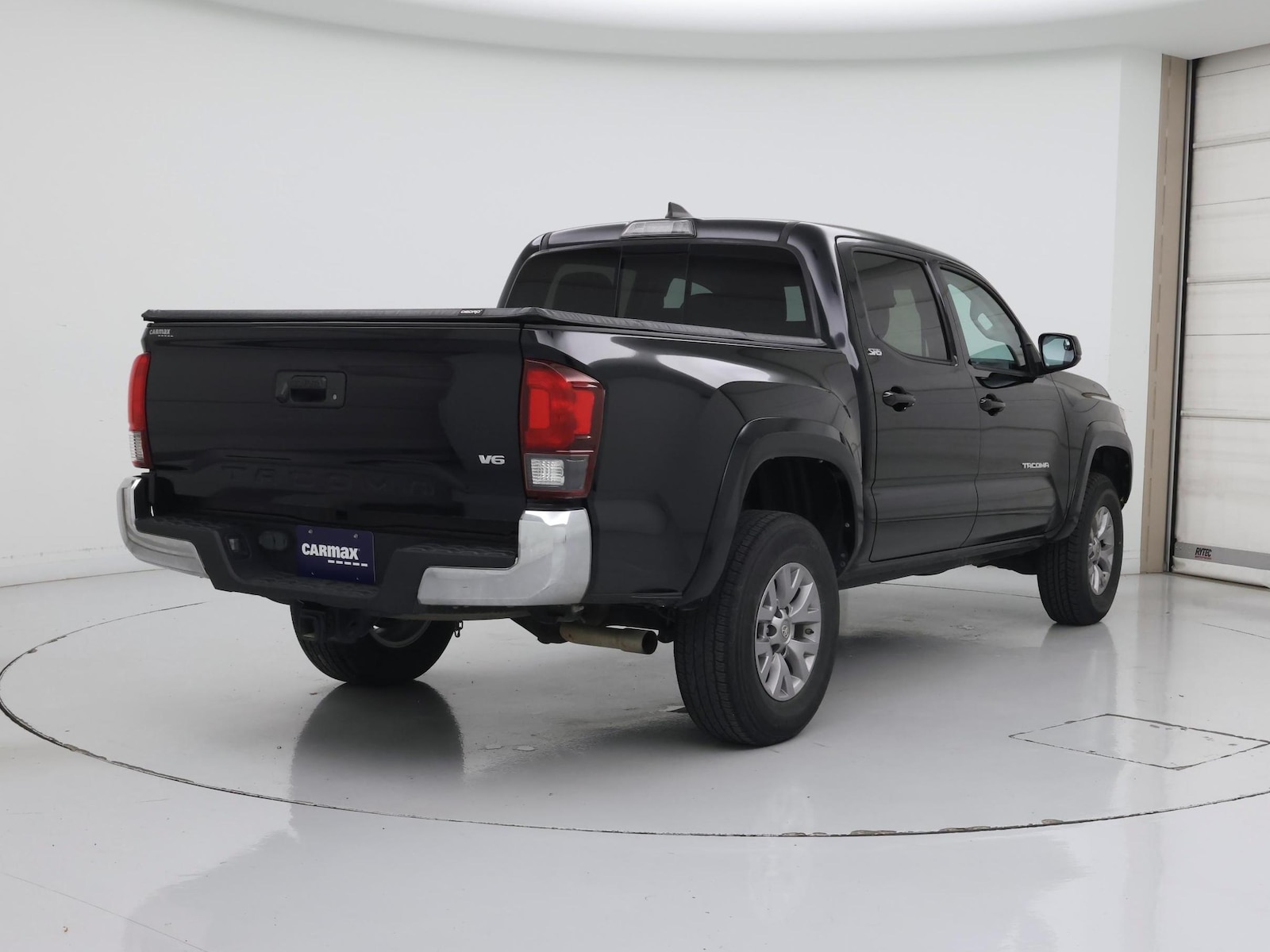 2019 Toyota Tacoma SR5 - Photo 9