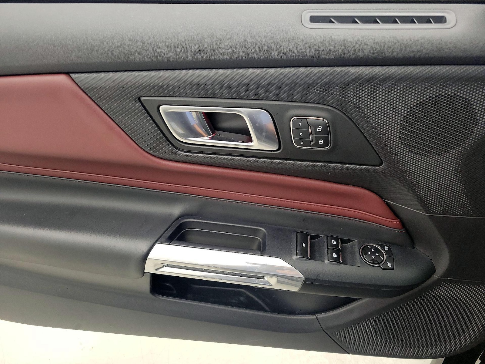 2024 Ford Mustang EcoBoost Premium - Photo 13