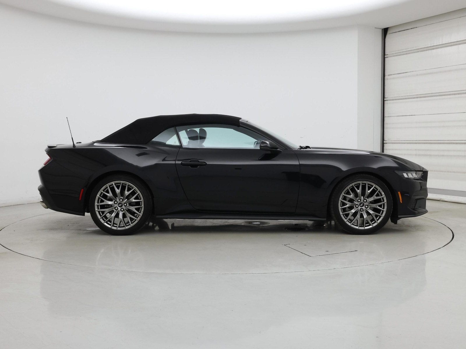 2024 Ford Mustang EcoBoost Premium - Photo 8