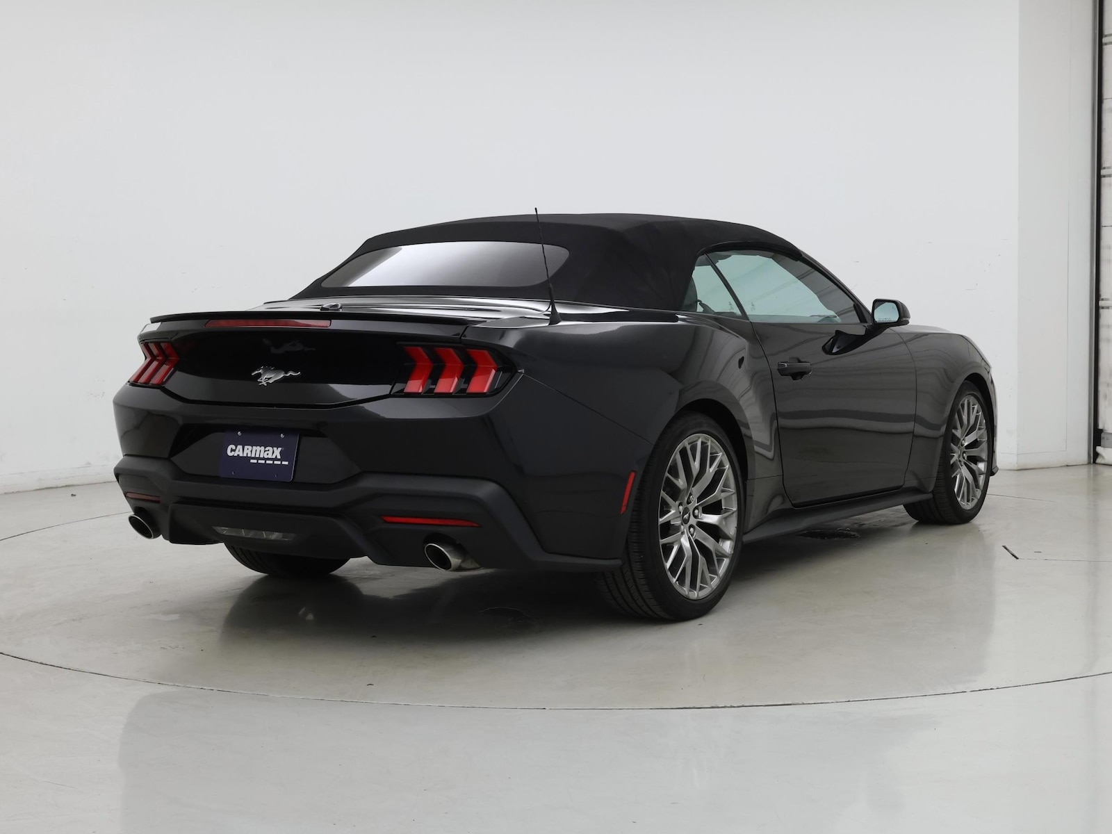 2024 Ford Mustang EcoBoost Premium - Photo 9