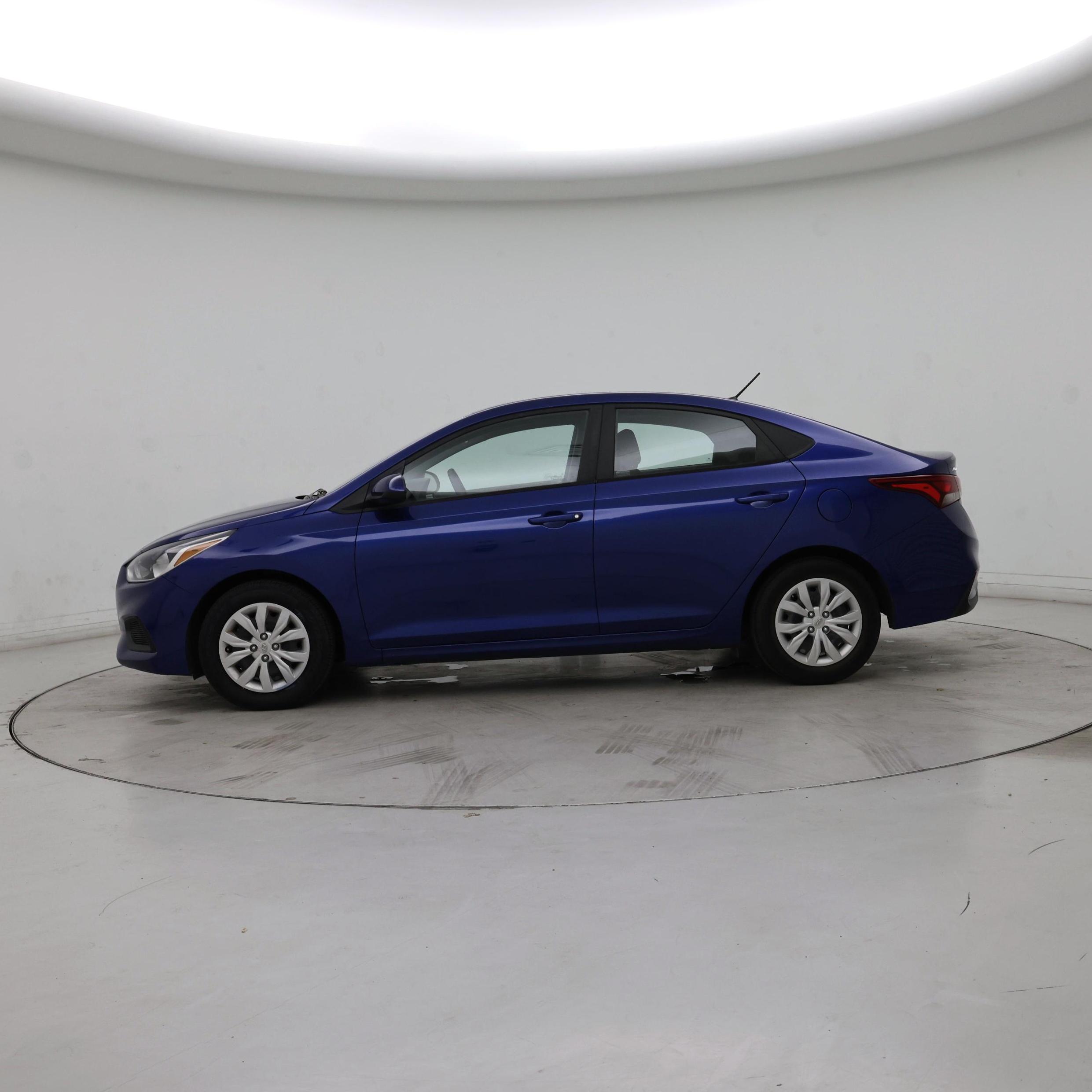 Thumbnail: 2021 Hyundai Accent - 3